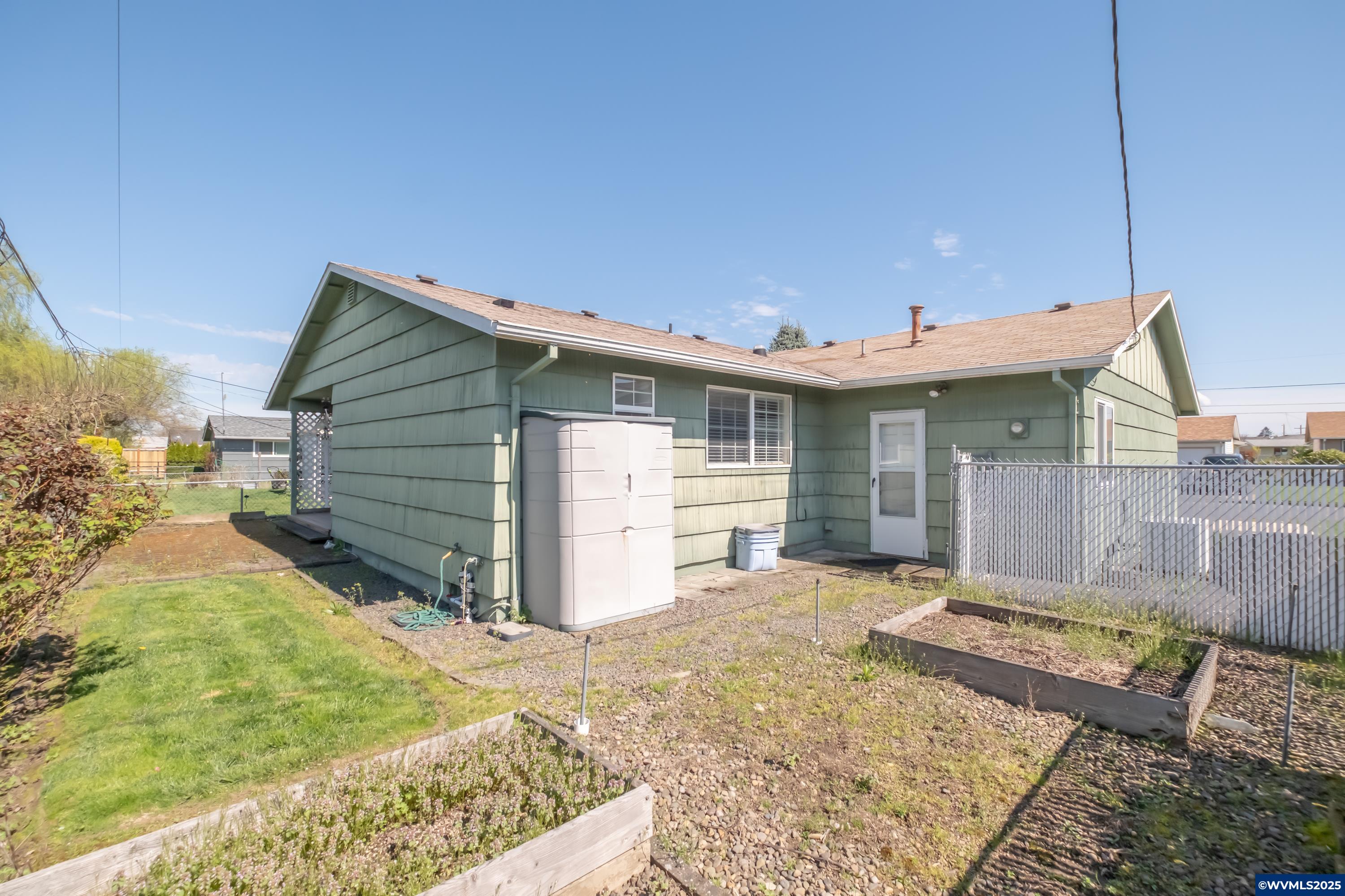 Woodburn, Oregon 97071, United States, 2 Bedrooms Bedrooms, ,2 BathroomsBathrooms,Residential,Active,97323