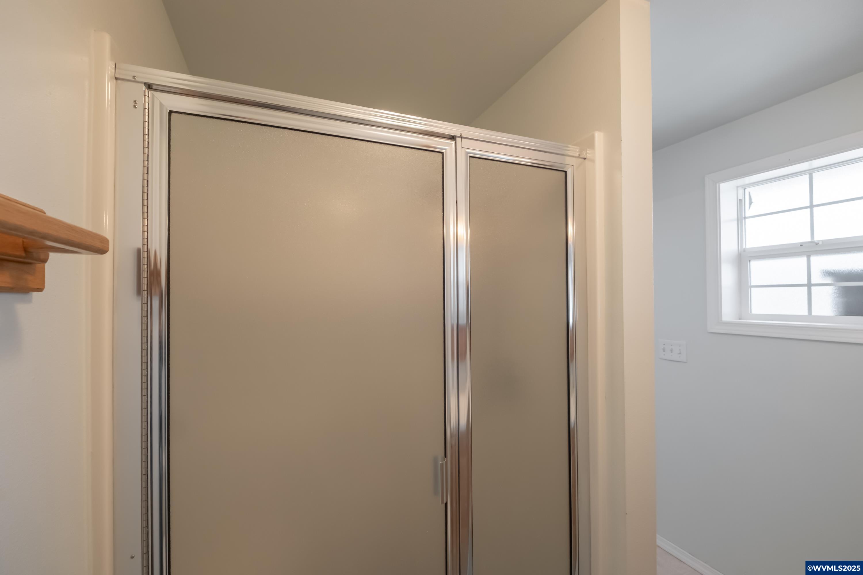 Woodburn, Oregon 97071, United States, 2 Bedrooms Bedrooms, ,2 BathroomsBathrooms,Residential,Active,97323