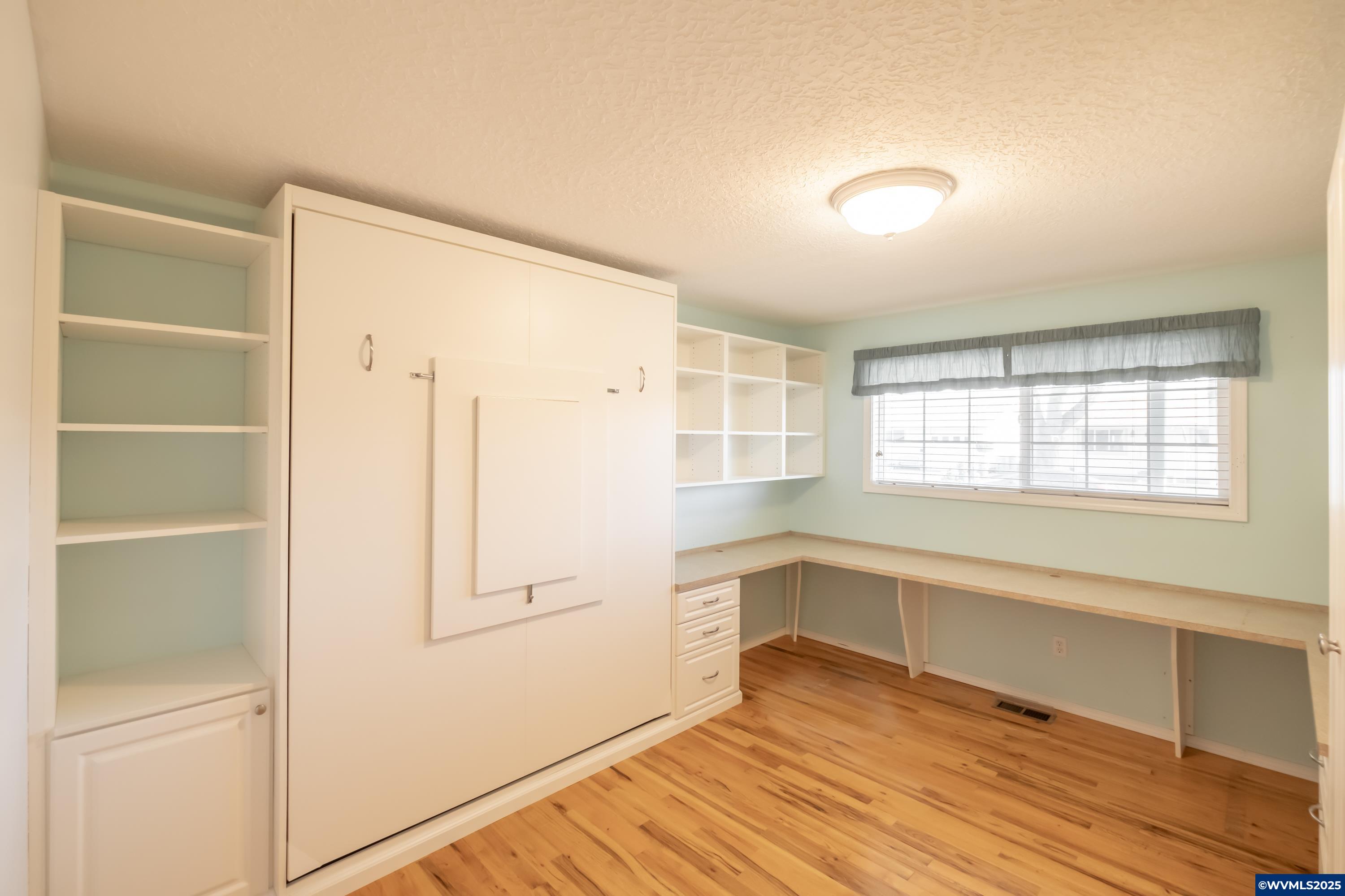 Woodburn, Oregon 97071, United States, 2 Bedrooms Bedrooms, ,2 BathroomsBathrooms,Residential,Active,97323