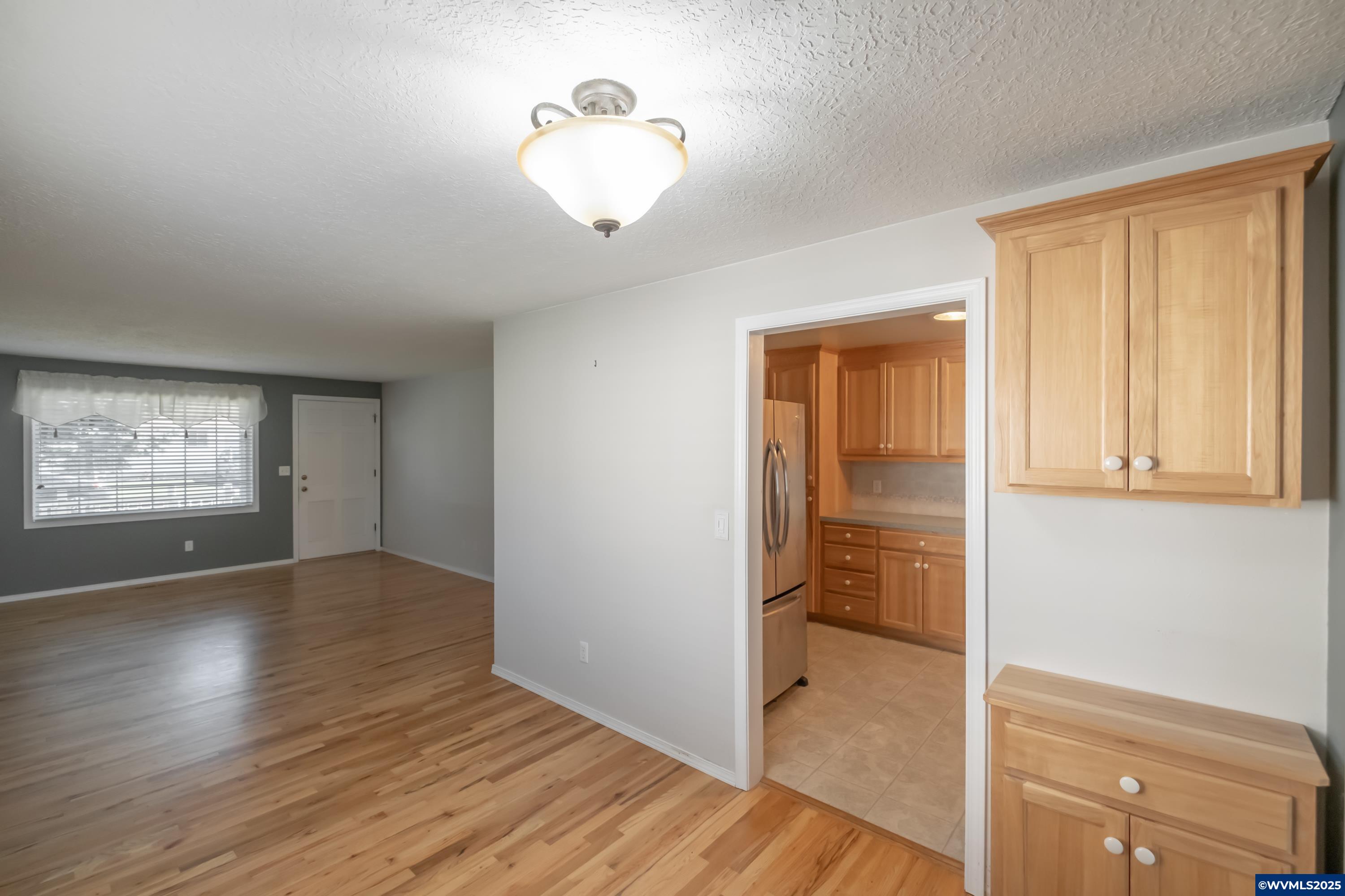 Woodburn, Oregon 97071, United States, 2 Bedrooms Bedrooms, ,2 BathroomsBathrooms,Residential,Active,97323