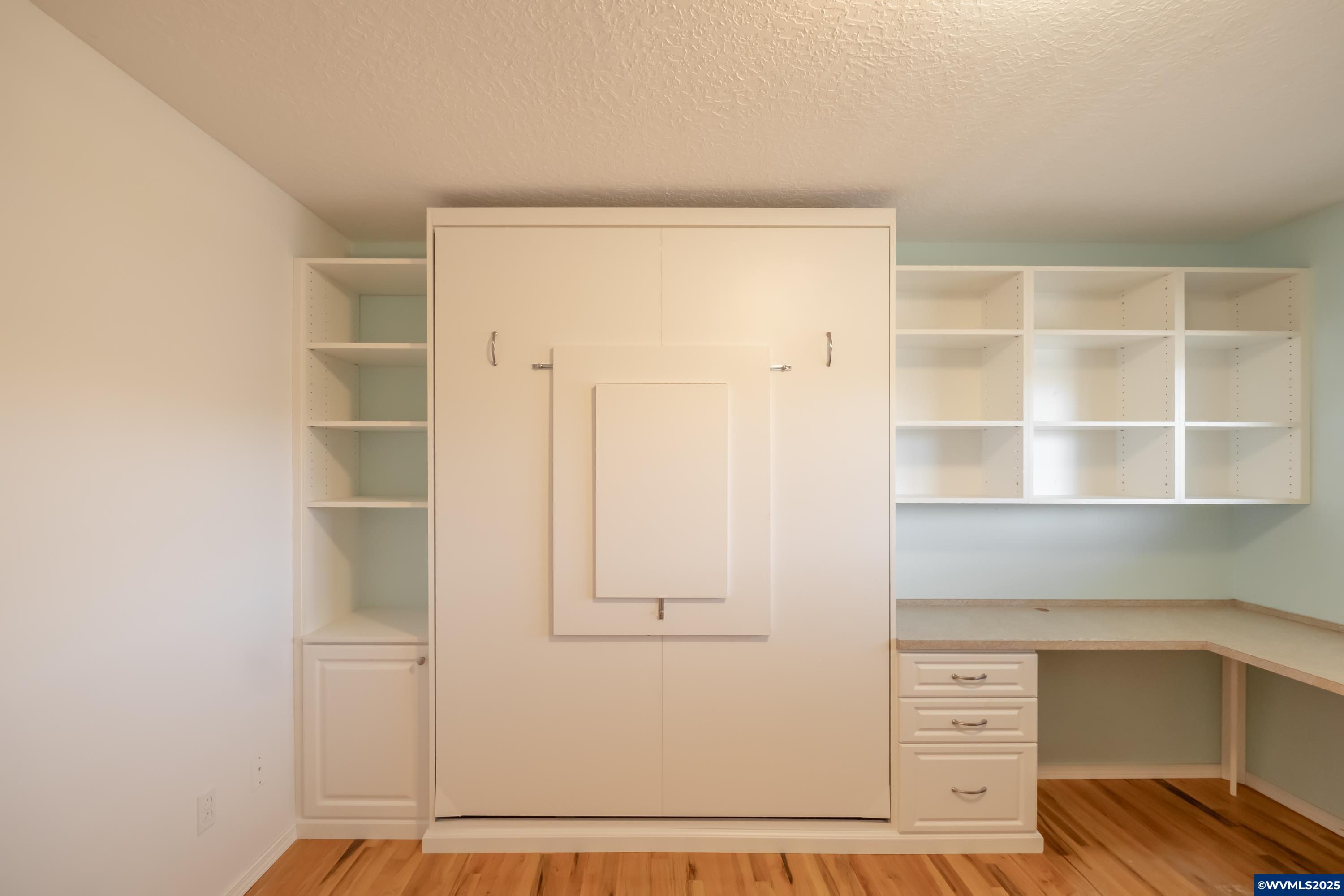 Woodburn, Oregon 97071, United States, 2 Bedrooms Bedrooms, ,2 BathroomsBathrooms,Residential,Active,97323