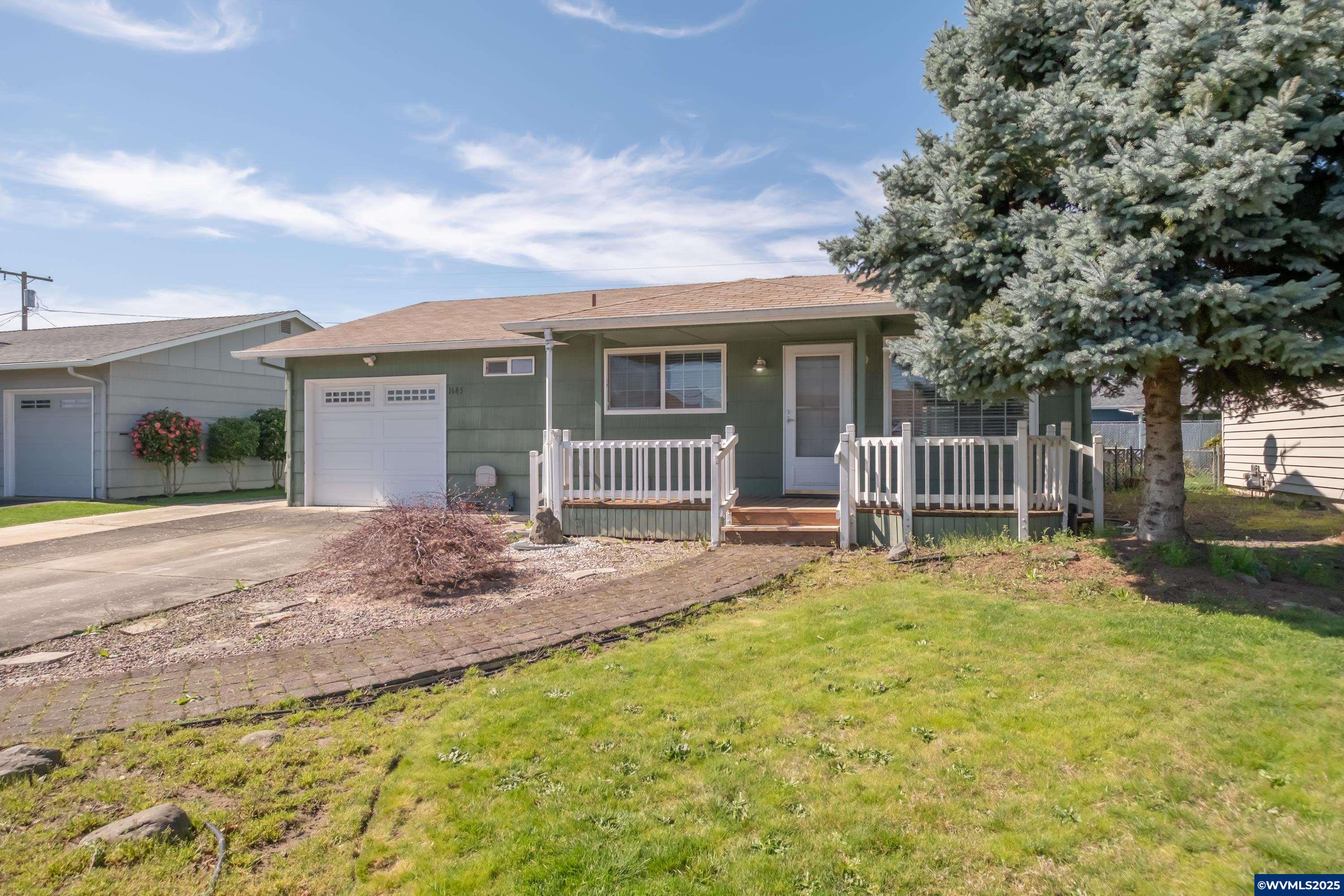 Woodburn, Oregon 97071, United States, 2 Bedrooms Bedrooms, ,2 BathroomsBathrooms,Residential,Active,97323