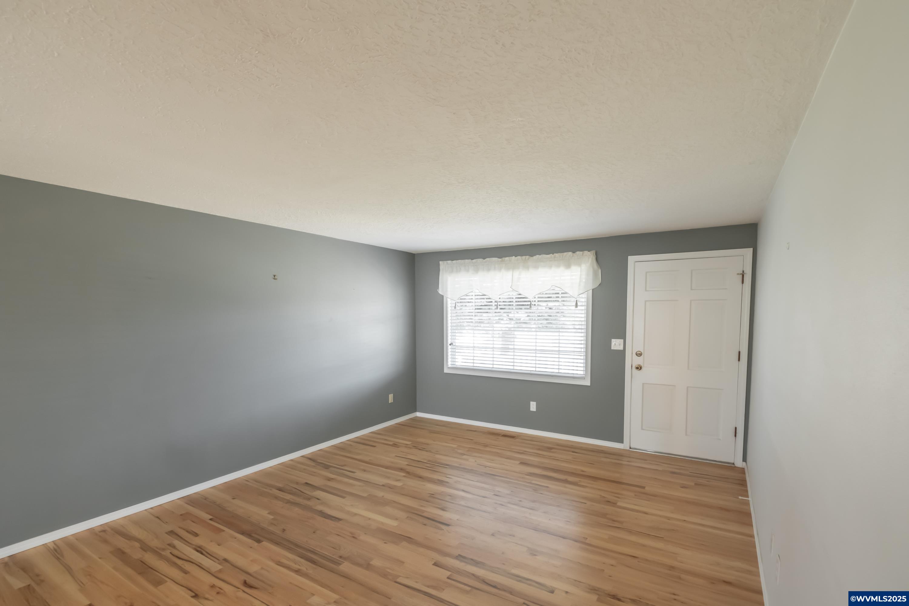 Woodburn, Oregon 97071, United States, 2 Bedrooms Bedrooms, ,2 BathroomsBathrooms,Residential,Active,97323