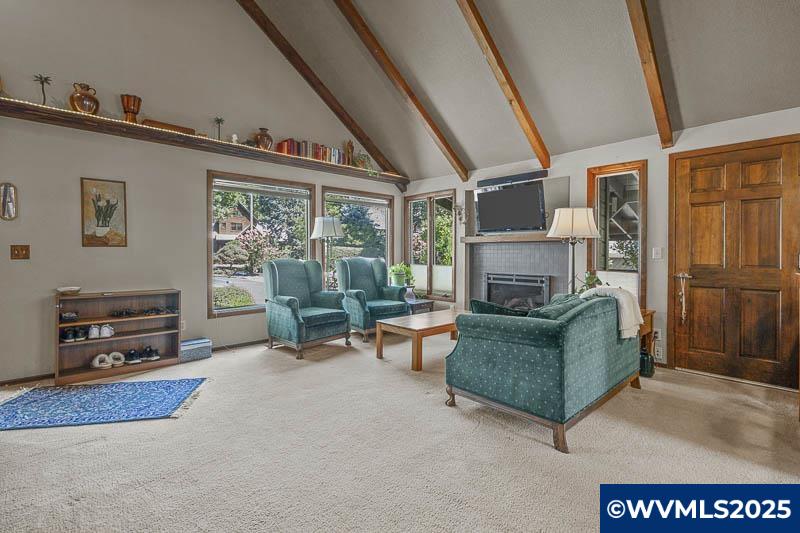 3588 NW Wisteria Pl