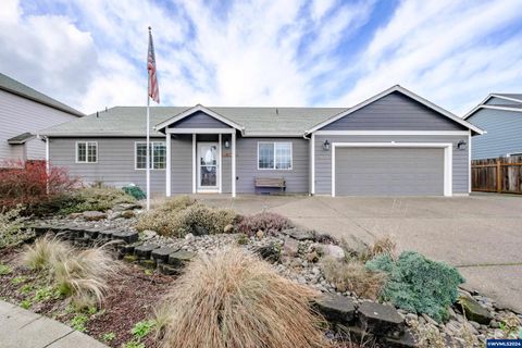 Featured picture for the property 812772