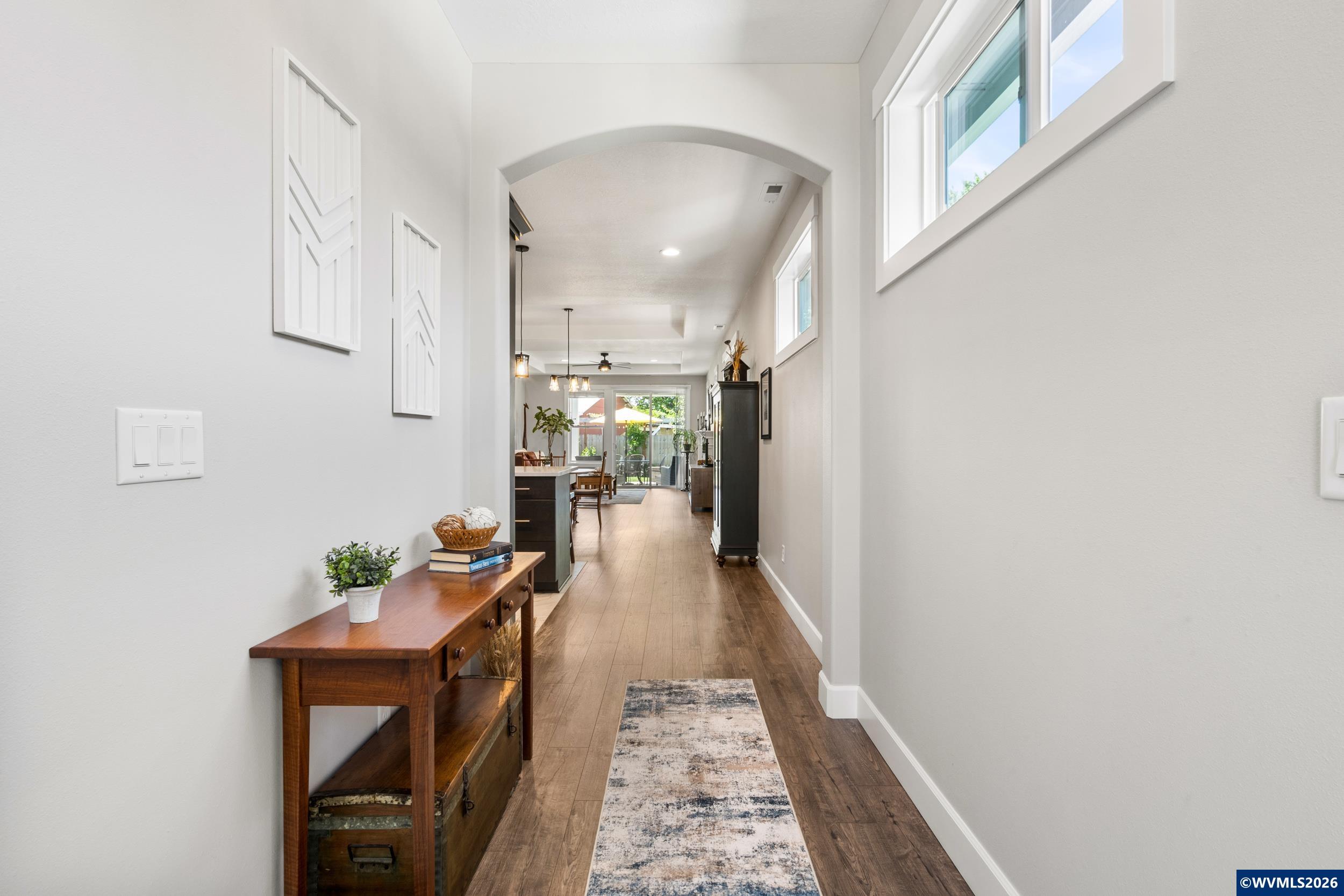 3152 Isaac Av SE