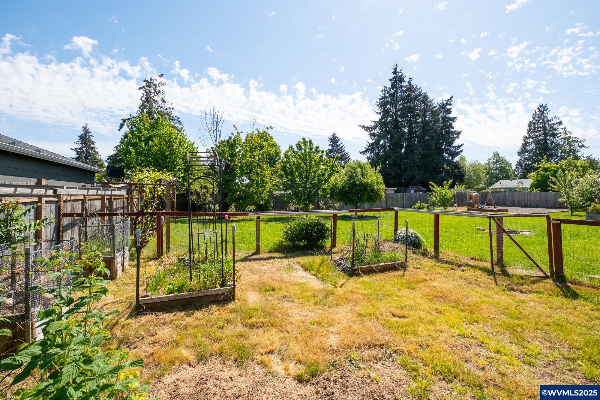 Keizer, Oregon 97303, United States, 3 Bedrooms Bedrooms, ,1 BathroomBathrooms,Residential,Active,123236