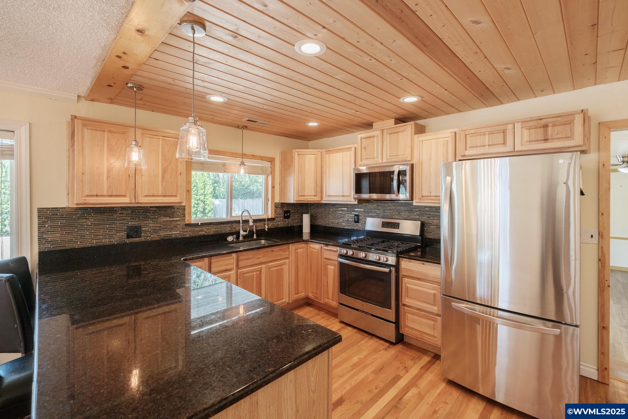 Keizer, Oregon 97303, United States, 3 Bedrooms Bedrooms, ,1 BathroomBathrooms,Residential,Active,123236