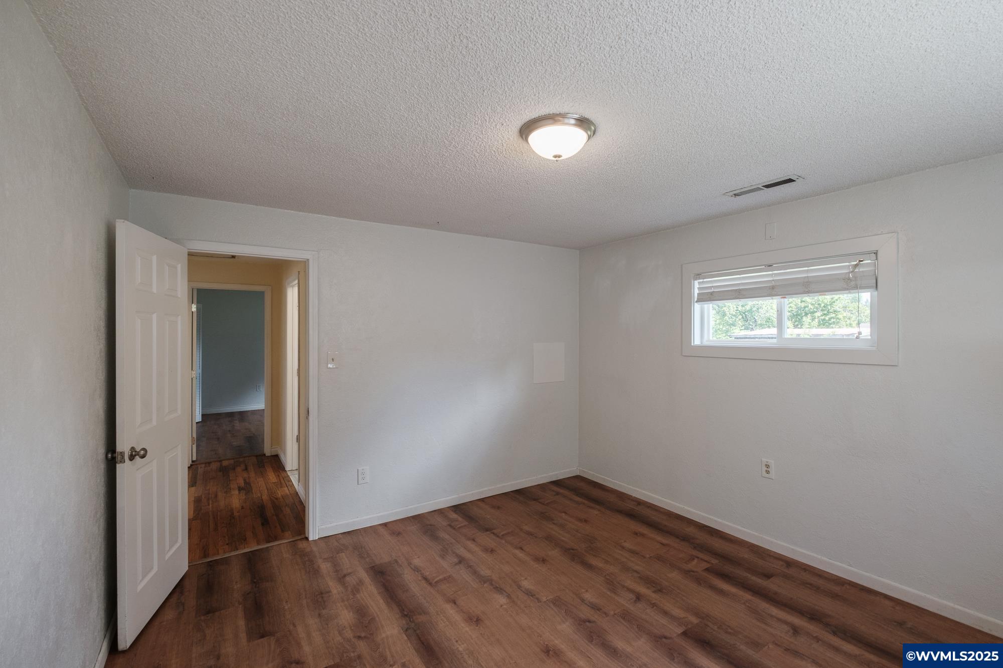 Keizer, Oregon 97303, United States, 3 Bedrooms Bedrooms, ,1 BathroomBathrooms,Residential,Active,123236