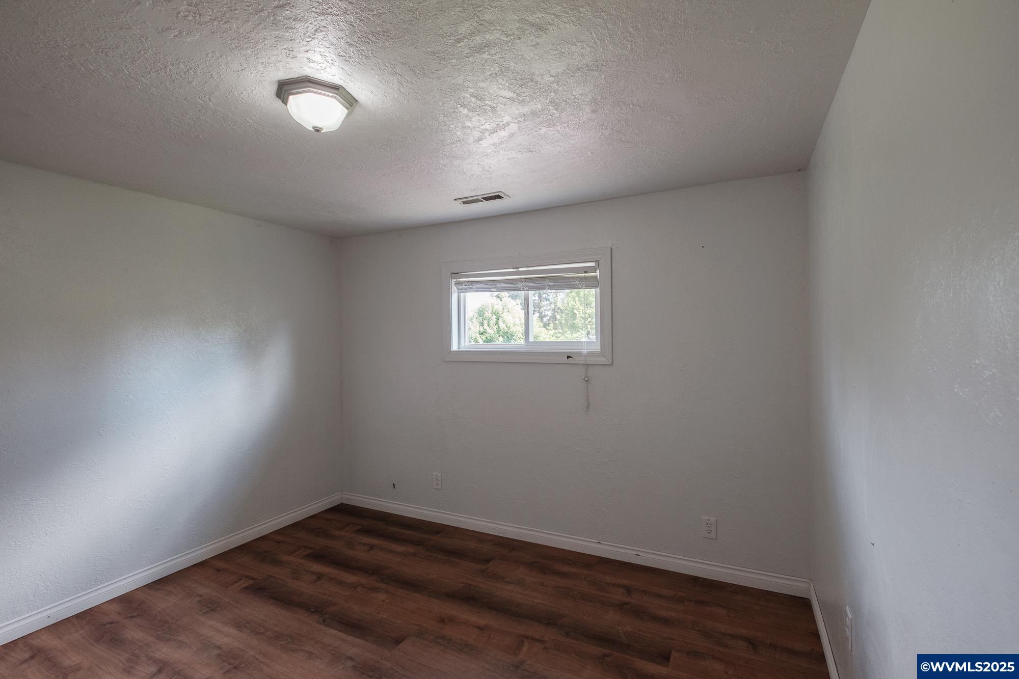 Keizer, Oregon 97303, United States, 3 Bedrooms Bedrooms, ,1 BathroomBathrooms,Residential,Active,123236