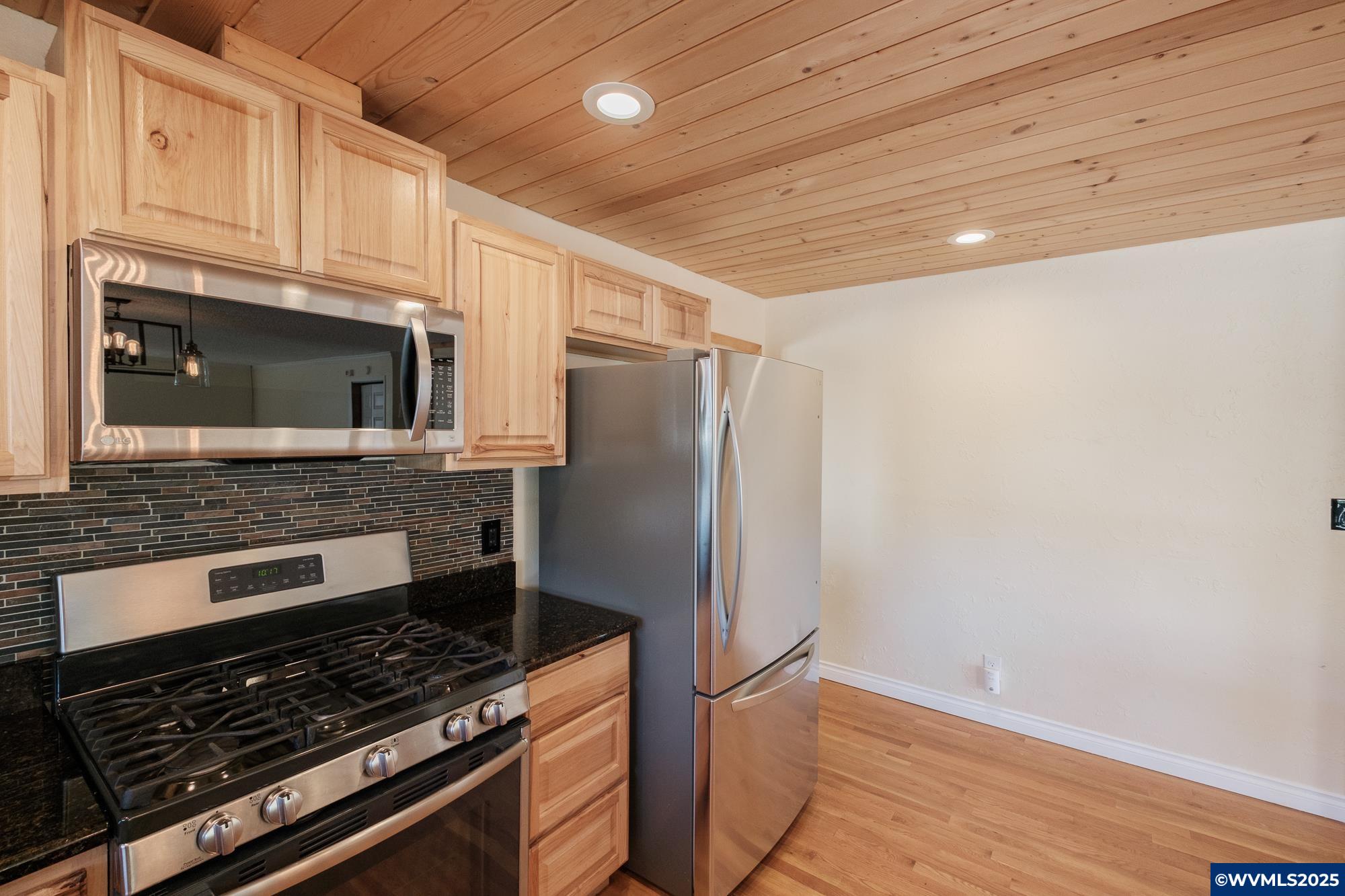 Keizer, Oregon 97303, United States, 3 Bedrooms Bedrooms, ,1 BathroomBathrooms,Residential,Active,123236