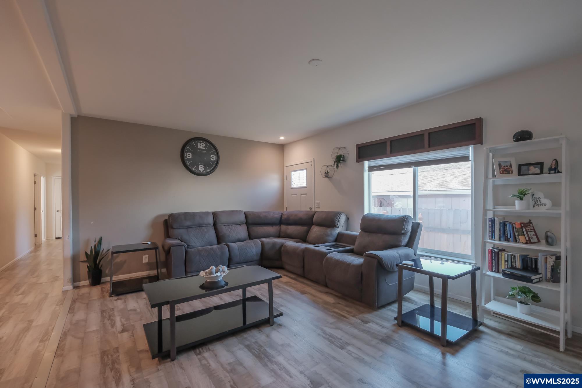 Salem, Oregon 97305, United States, 4 Bedrooms Bedrooms, ,2 BathroomsBathrooms,Residential,Active,13085