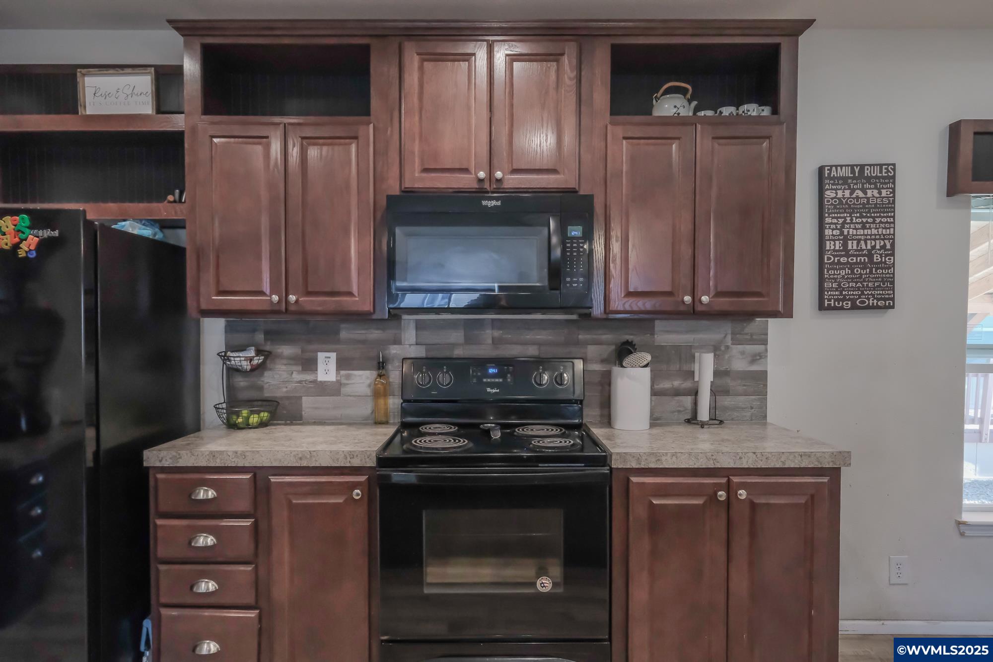 Salem, Oregon 97305, United States, 4 Bedrooms Bedrooms, ,2 BathroomsBathrooms,Residential,Active,13085