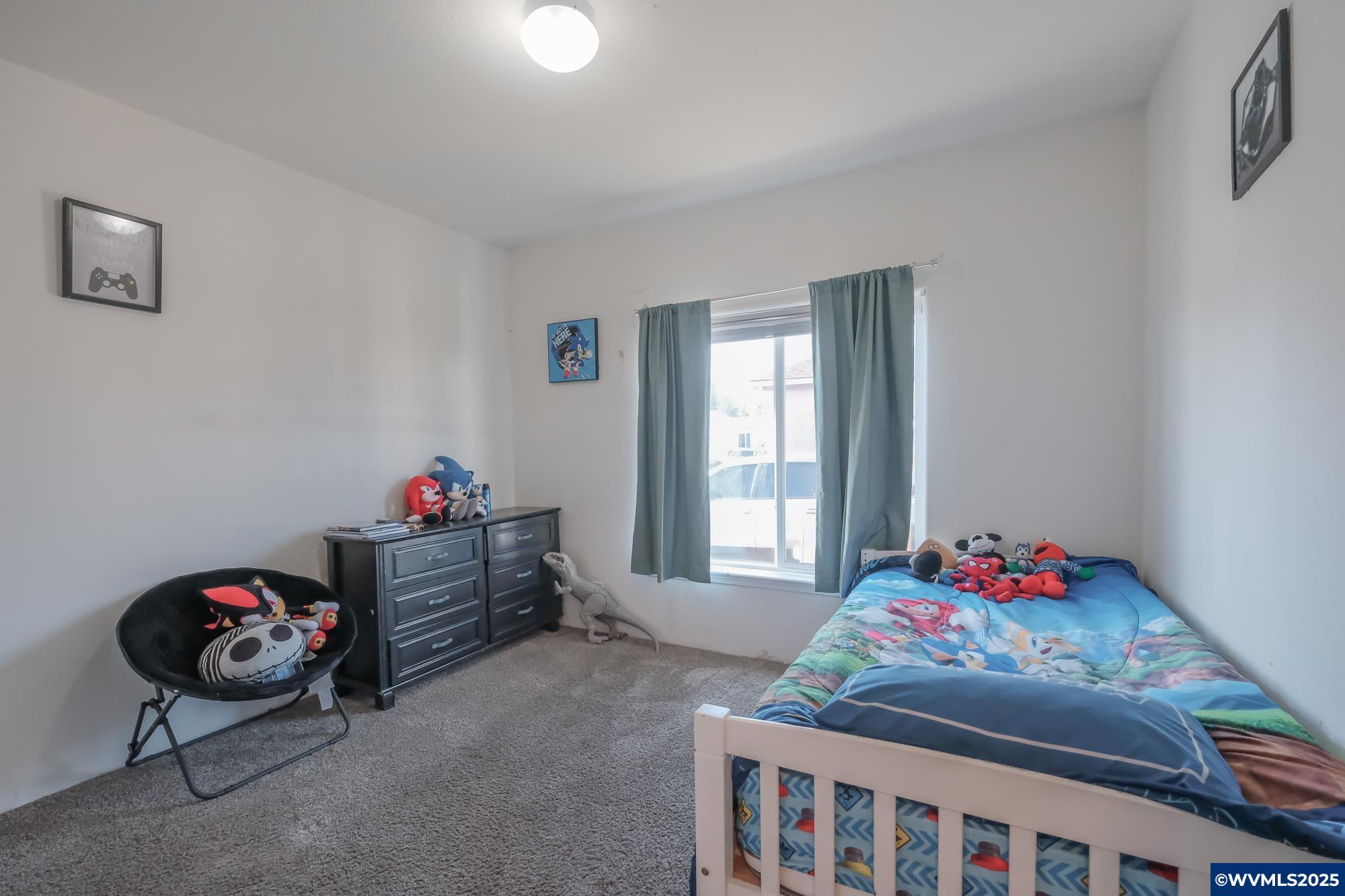 Salem, Oregon 97305, United States, 4 Bedrooms Bedrooms, ,2 BathroomsBathrooms,Residential,Active,13085