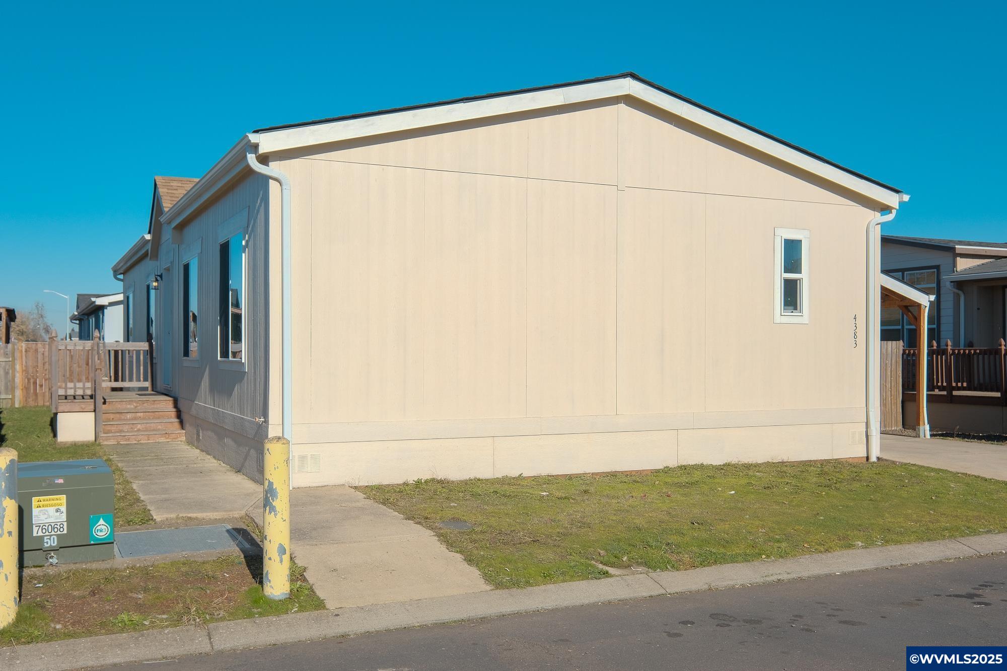 Salem, Oregon 97305, United States, 4 Bedrooms Bedrooms, ,2 BathroomsBathrooms,Residential,Active,13085