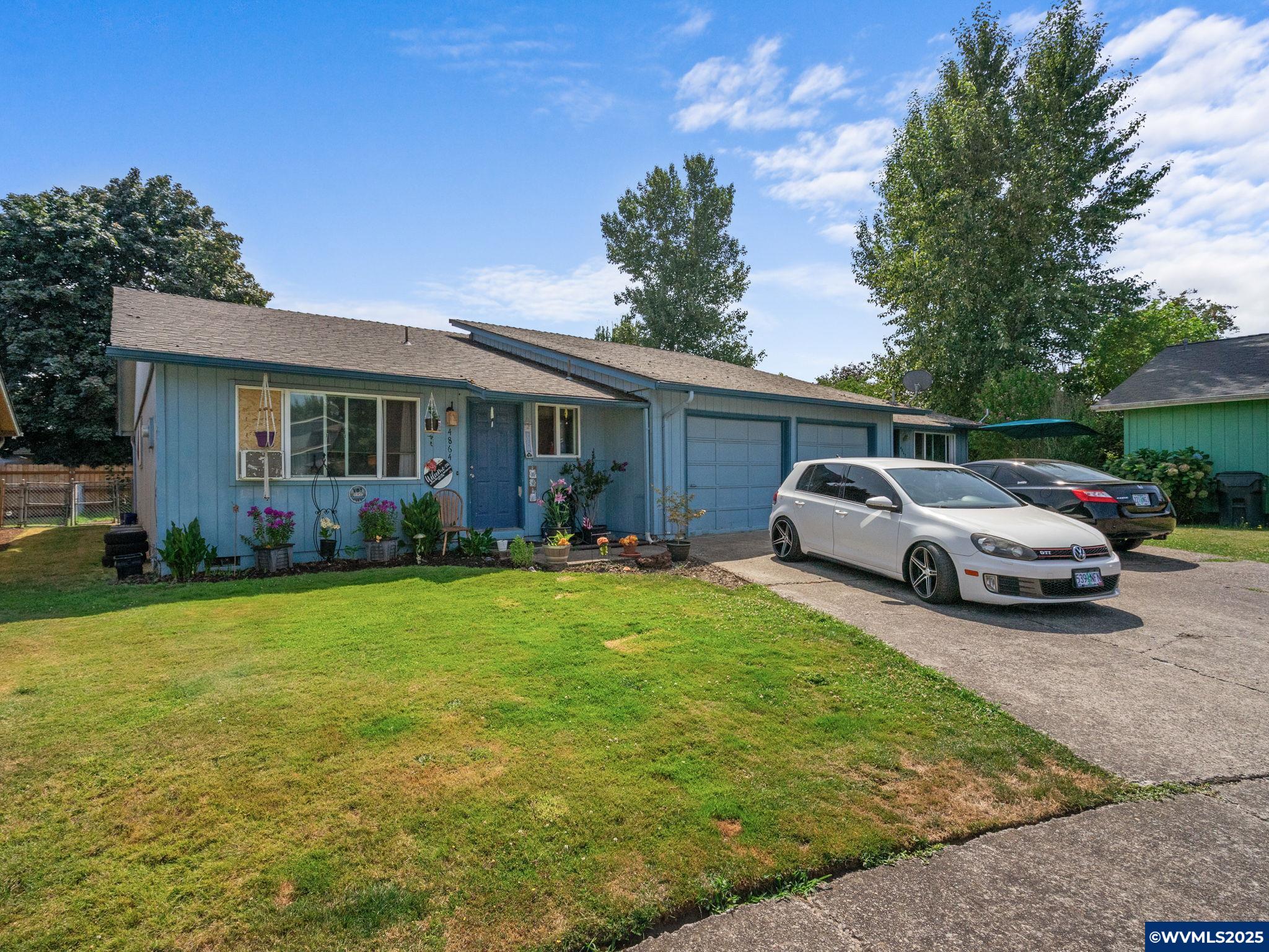 4862-4864 Cougar Ct SE