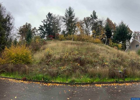 1781 Sunburst Terrace Ter NW Salem OR 97304