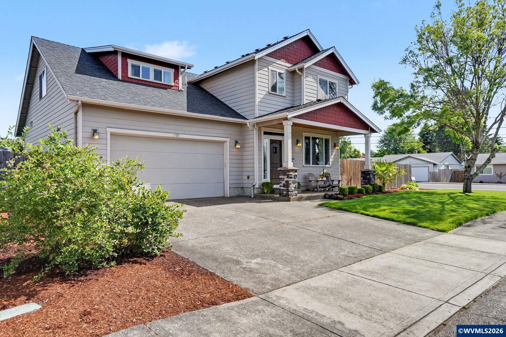 1995 Zachris Ct NE
