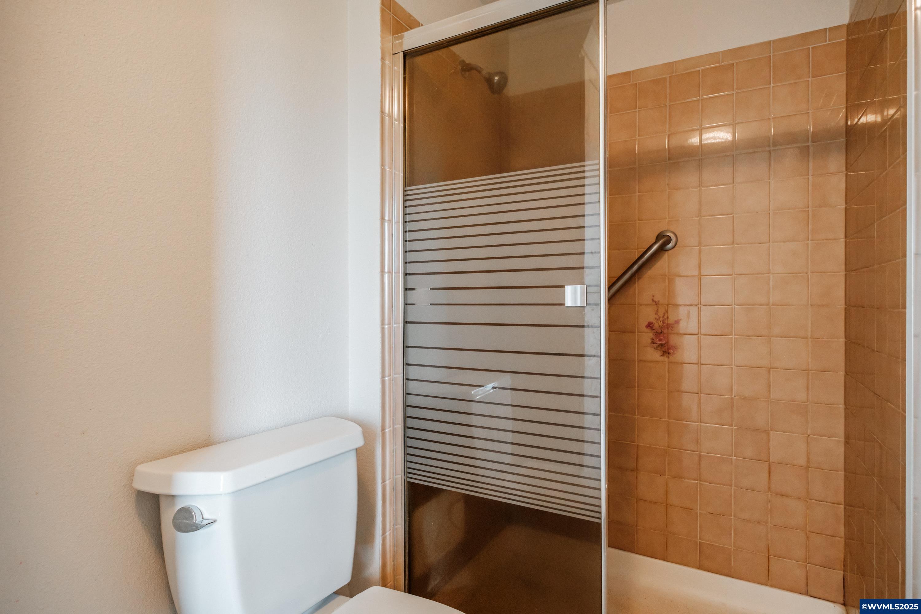 Mt Angel, Oregon 97362, United States, 4 Bedrooms Bedrooms, ,3 BathroomsBathrooms,Residential,Active,100088