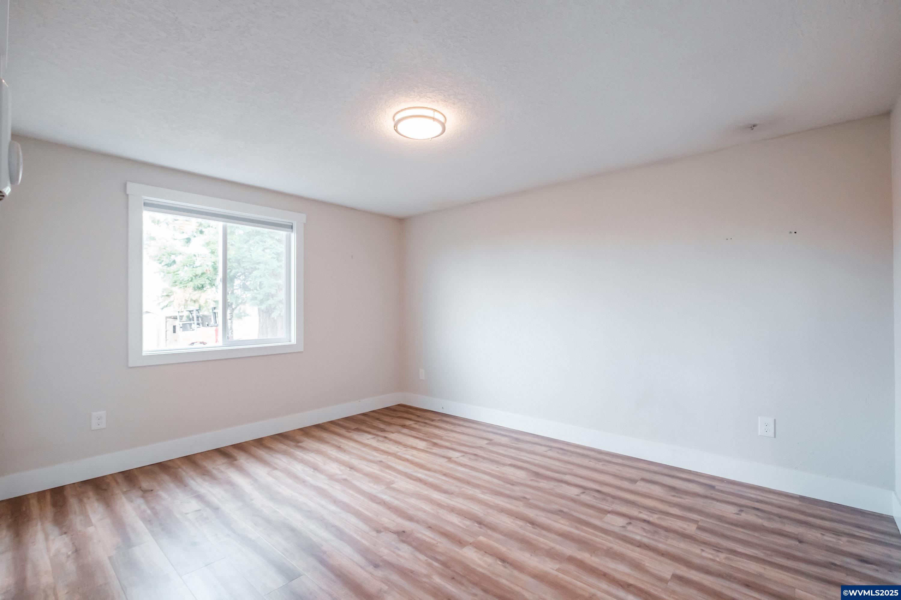 Mt Angel, Oregon 97362, United States, 4 Bedrooms Bedrooms, ,3 BathroomsBathrooms,Residential,Active,100088