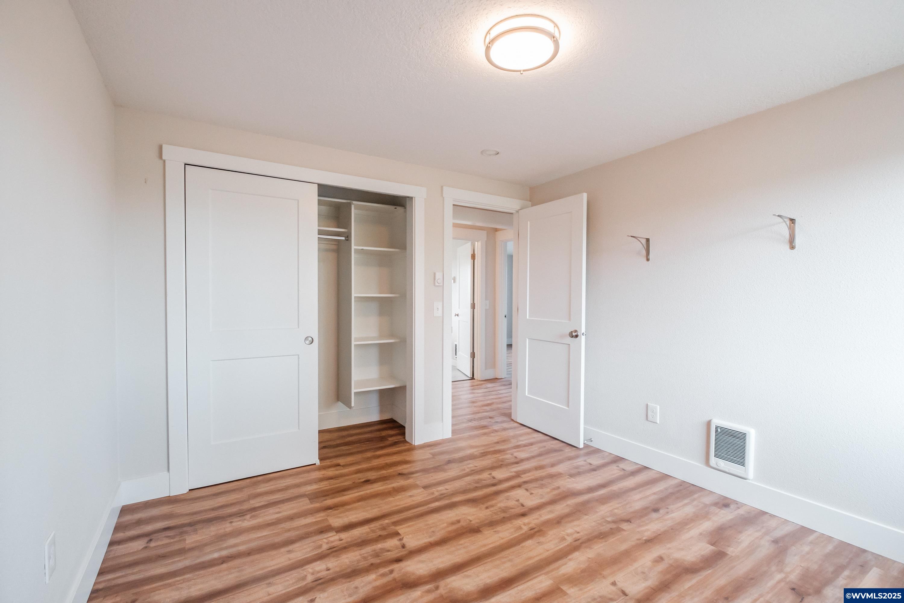 Mt Angel, Oregon 97362, United States, 4 Bedrooms Bedrooms, ,3 BathroomsBathrooms,Residential,Active,100088