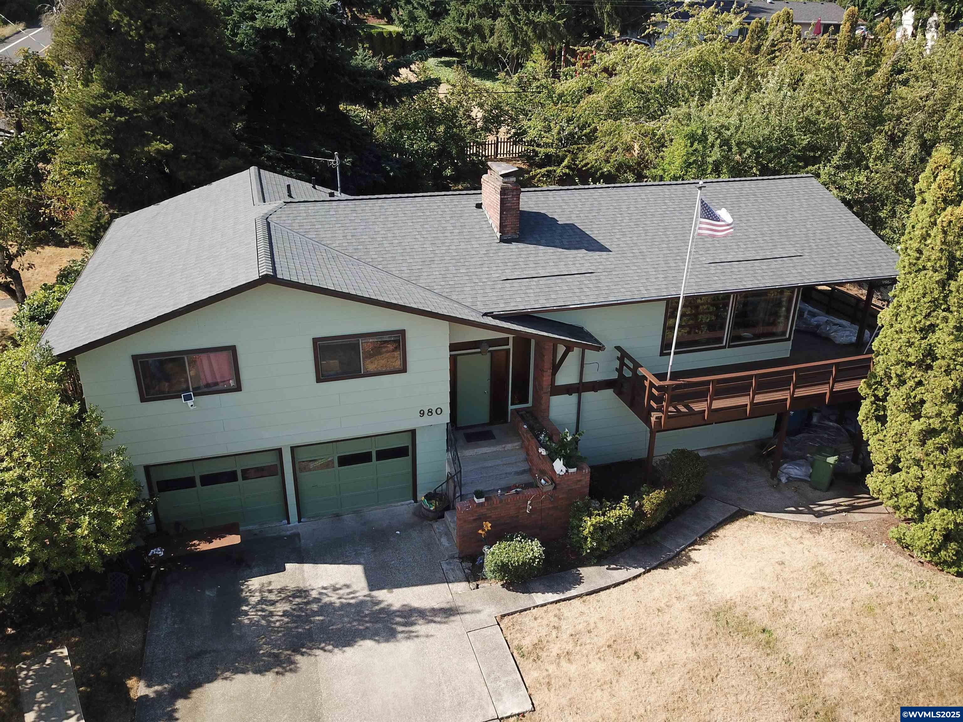980 Fern Ridge Rd SE
