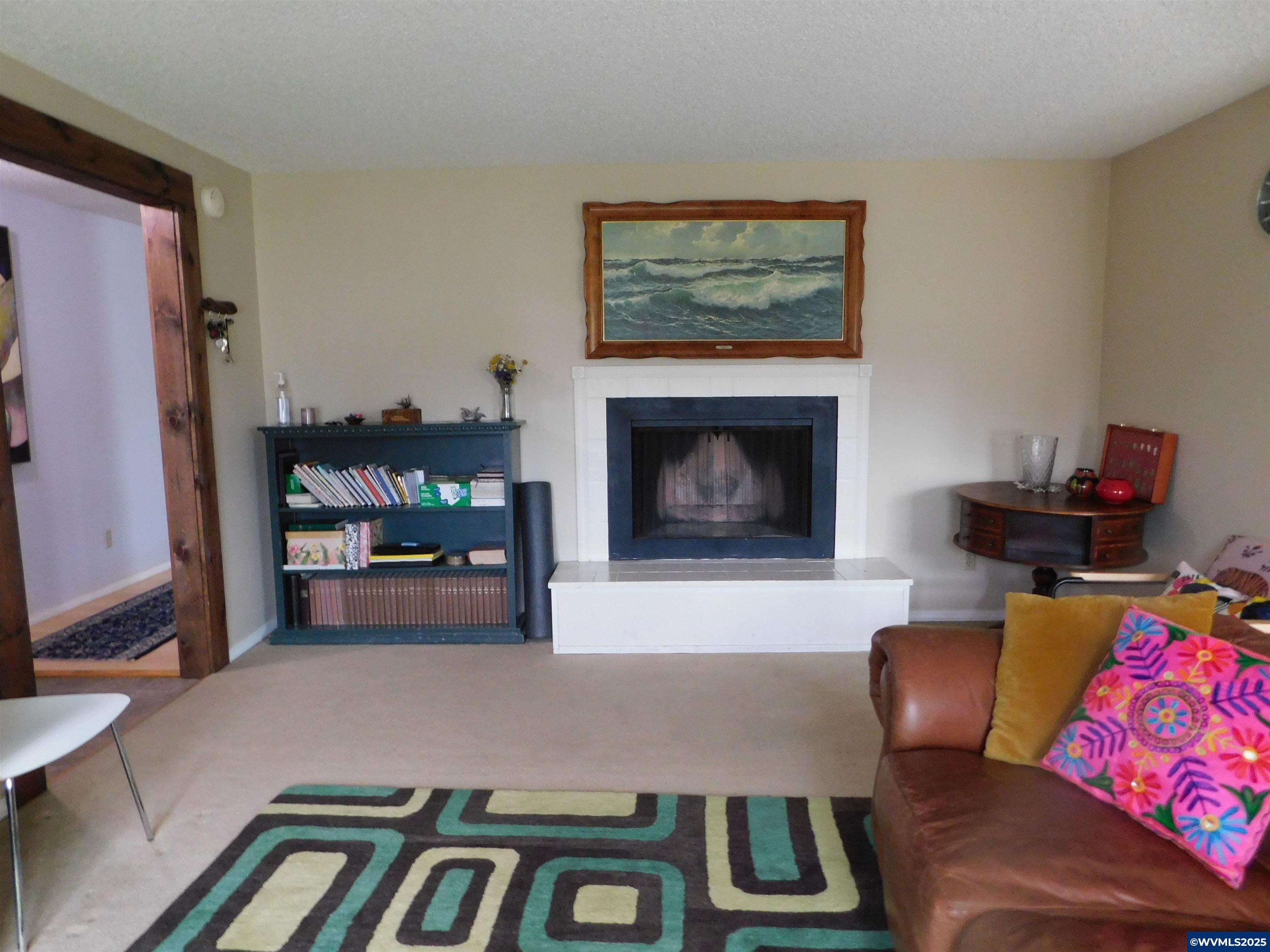 239 SW 9th Av