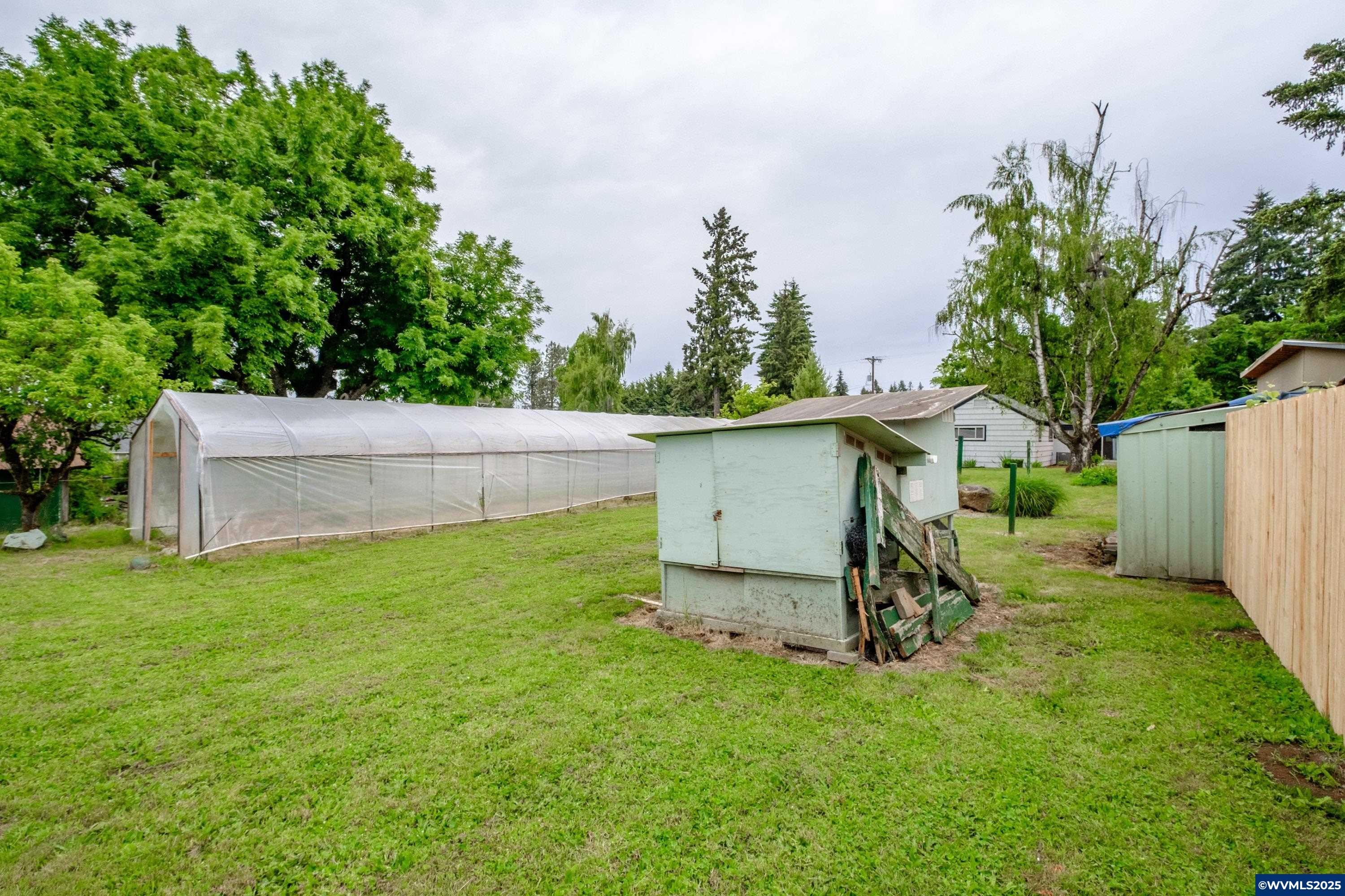 Silverton, Oregon 97381, United States, 3 Bedrooms Bedrooms, ,2 BathroomsBathrooms,Residential,Active,81092
