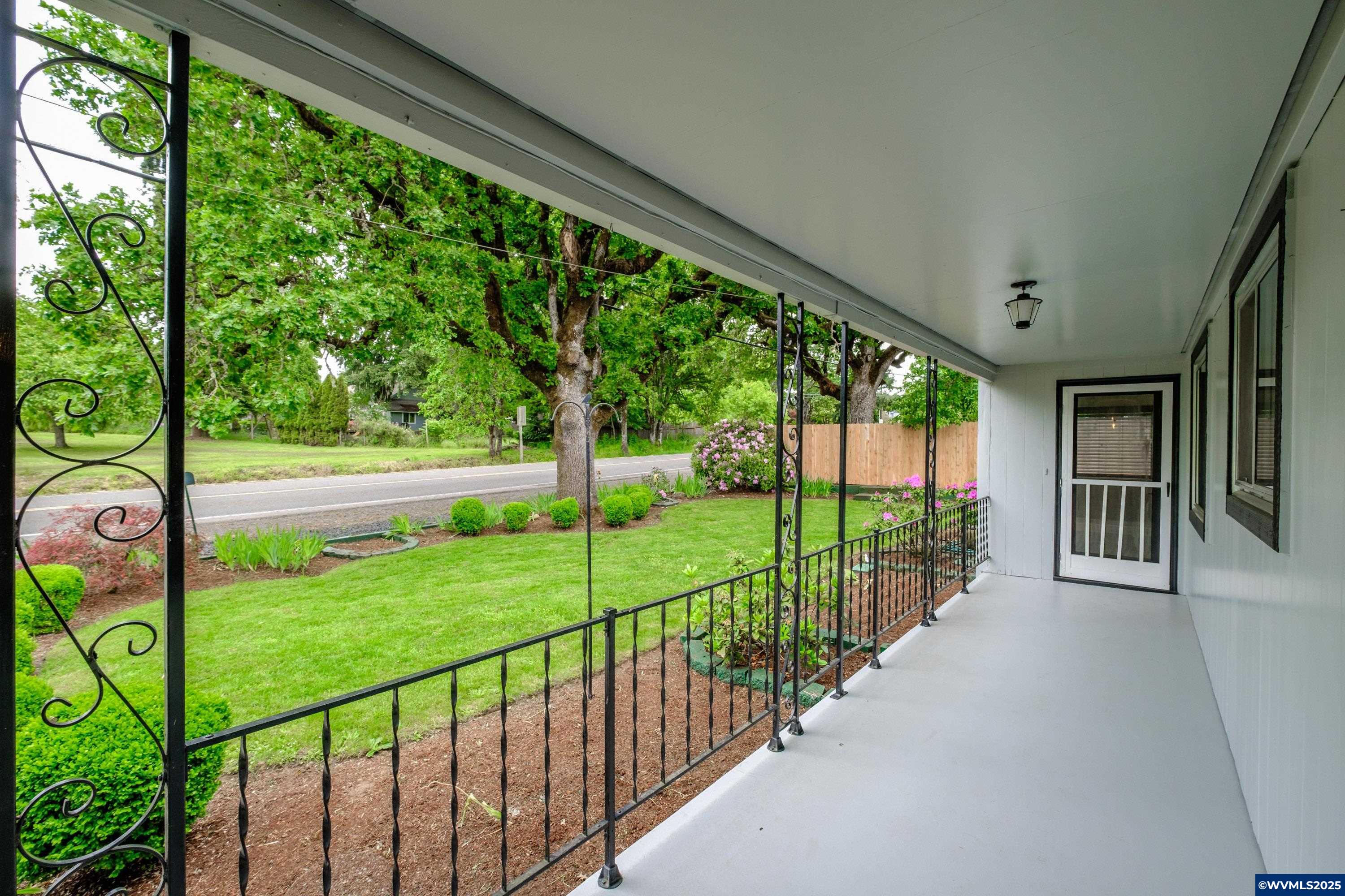 Silverton, Oregon 97381, United States, 3 Bedrooms Bedrooms, ,2 BathroomsBathrooms,Residential,Active,81092