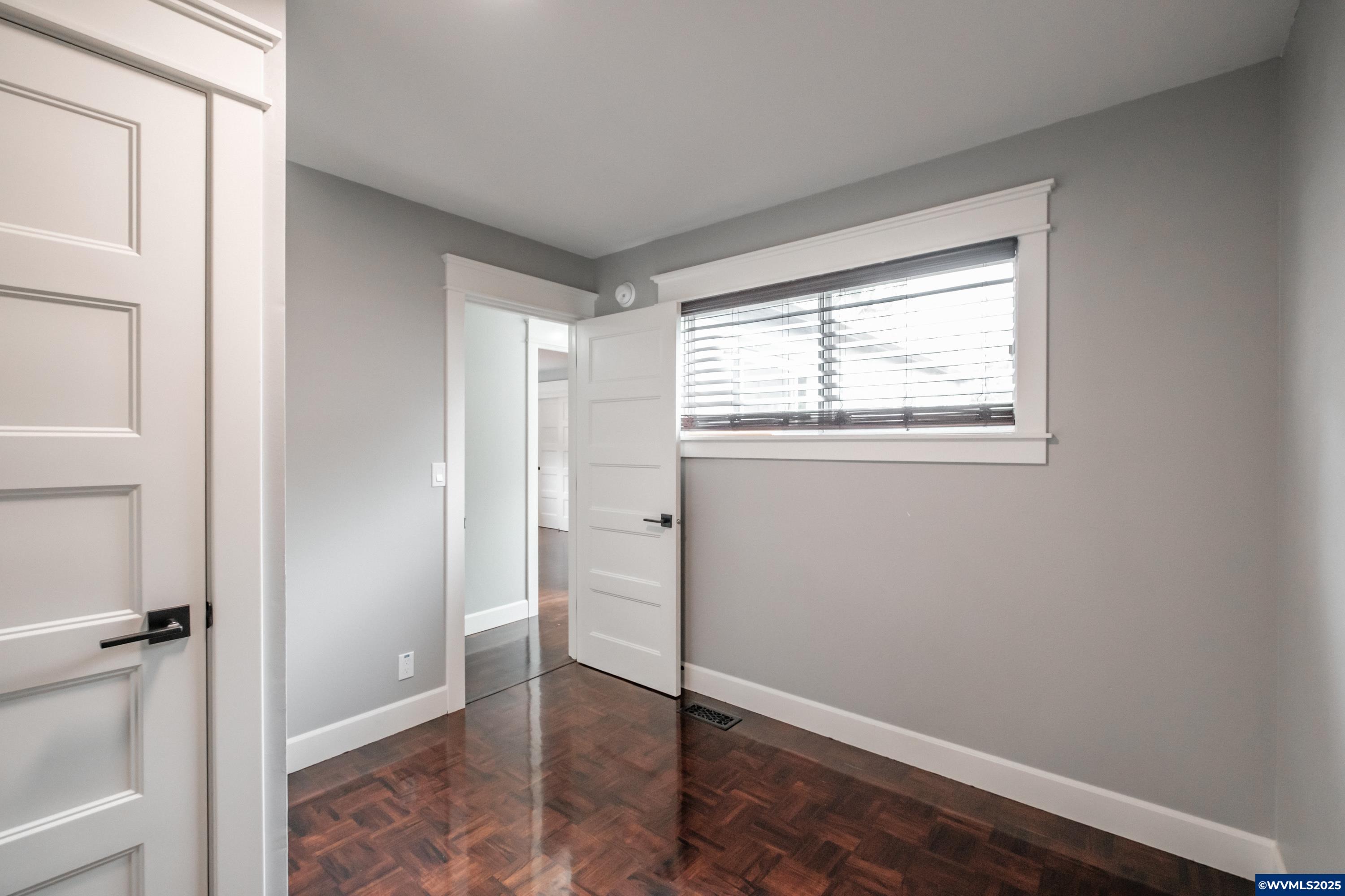 Silverton, Oregon 97381, United States, 3 Bedrooms Bedrooms, ,2 BathroomsBathrooms,Residential,Active,81092