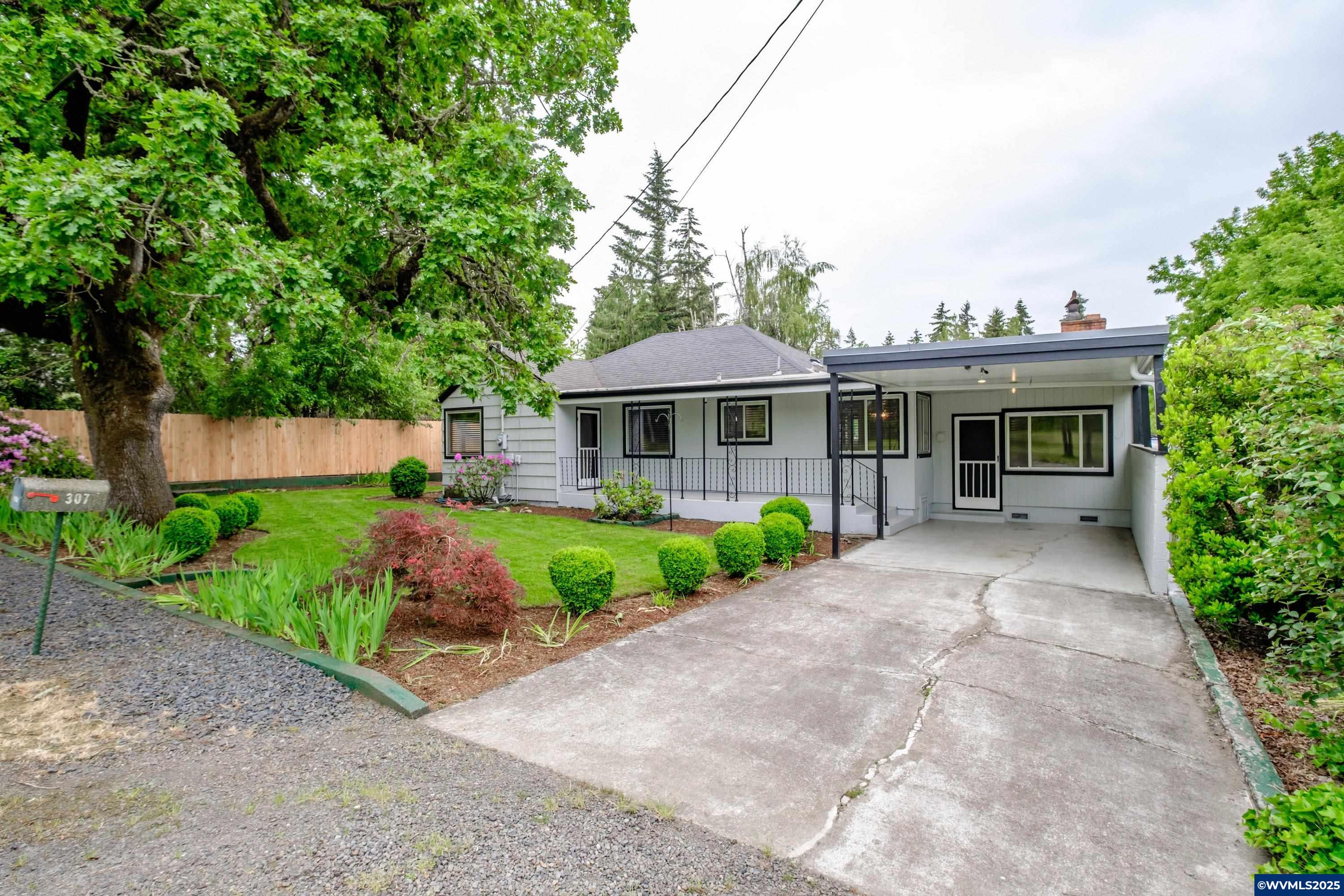Silverton, Oregon 97381, United States, 3 Bedrooms Bedrooms, ,2 BathroomsBathrooms,Residential,Active,81092