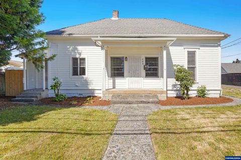 Single Family Residence in Lebanon OR 484 5th St.jpg