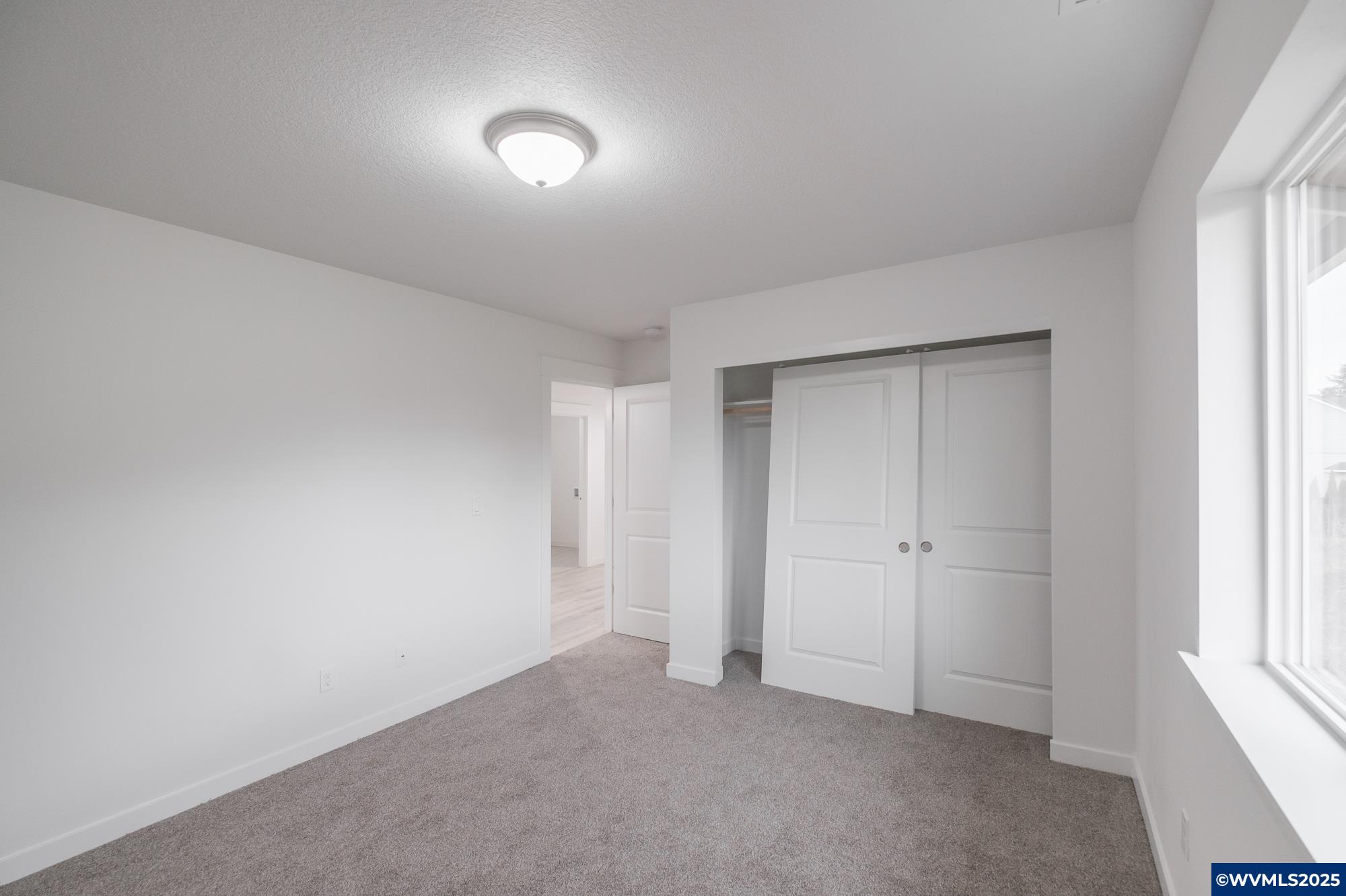 Lebanon, Oregon 97355, United States, 6 Bedrooms Bedrooms, ,6 BathroomsBathrooms,Residential,Active,77623