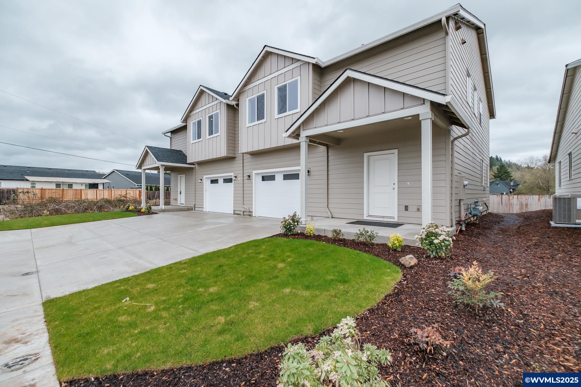 Lebanon, Oregon 97355, United States, 6 Bedrooms Bedrooms, ,6 BathroomsBathrooms,Residential,Active,77623