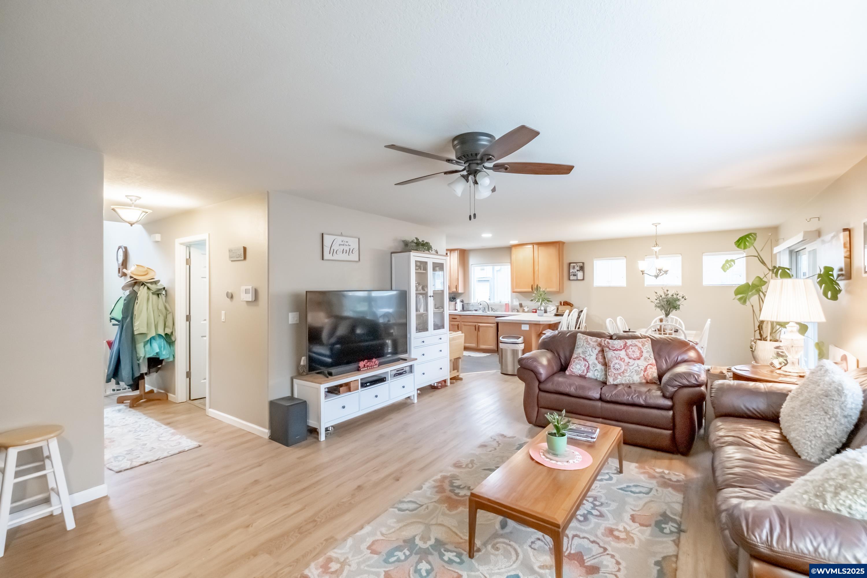 4145 Winners Circle Av SE