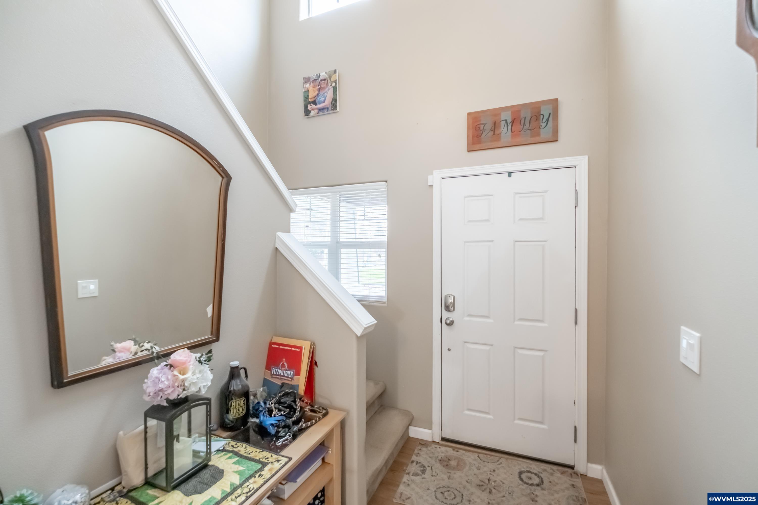 4145 Winners Circle Av SE