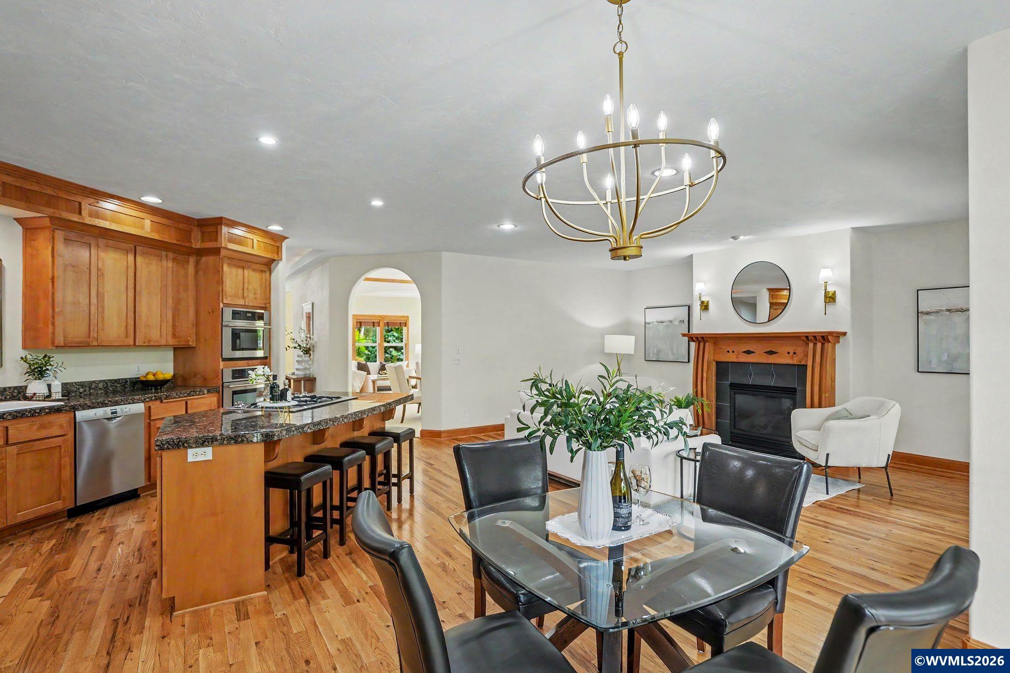 2880 SW Mulligan Pl