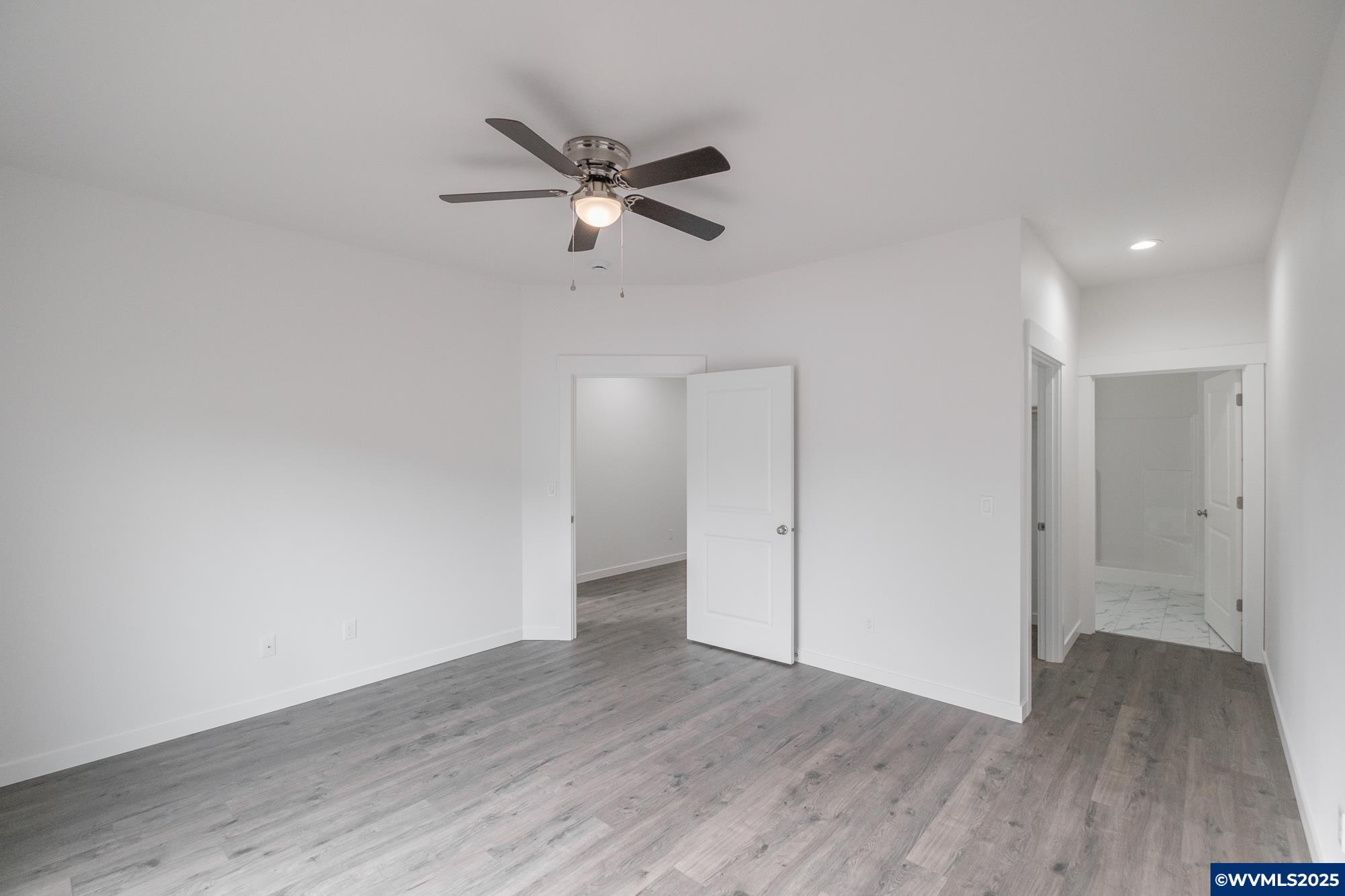 Lebanon, Oregon 97355, United States, 6 Bedrooms Bedrooms, ,4 BathroomsBathrooms,Residential,Active,77627