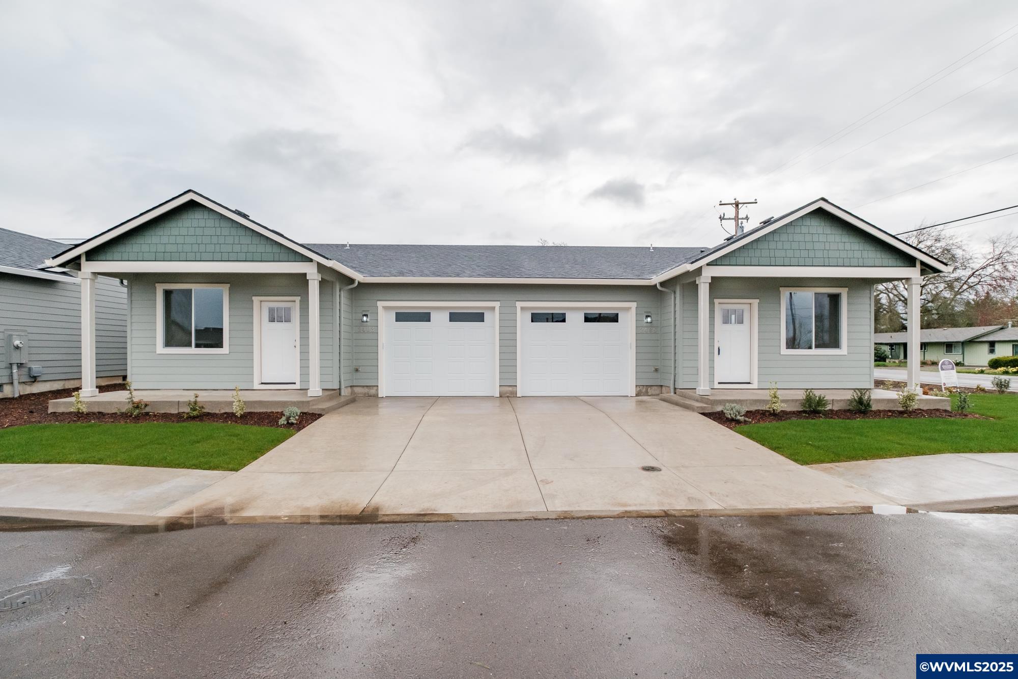 Lebanon, Oregon 97355, United States, 6 Bedrooms Bedrooms, ,4 BathroomsBathrooms,Residential,Active,77627