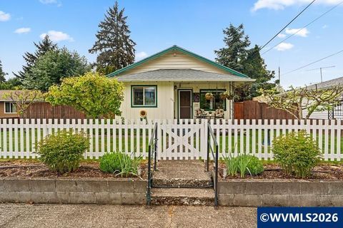 154 Cleveland St Lebanon OR 97355