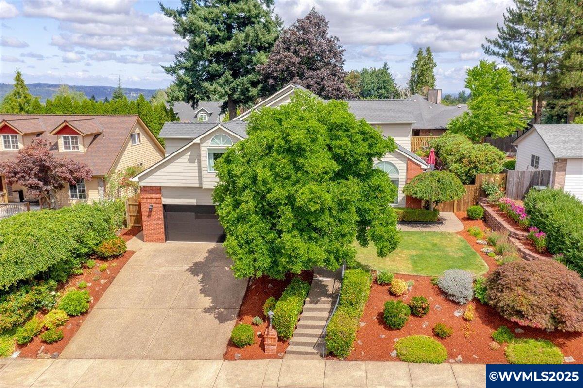 1797 Berndt Hill Dr