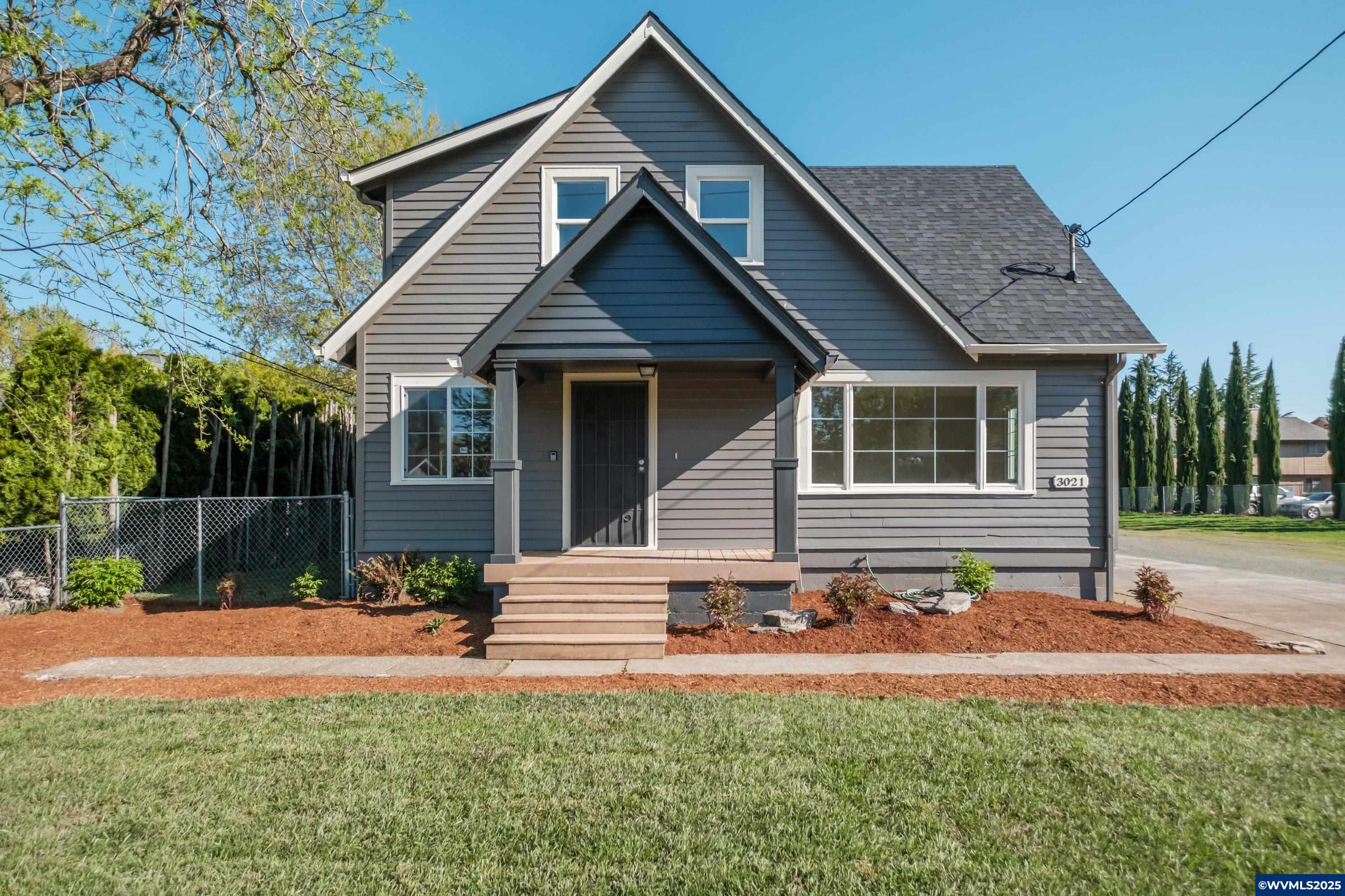 Salem, Oregon 97301, United States, 4 Bedrooms Bedrooms, ,3 BathroomsBathrooms,Residential,Pending,110597