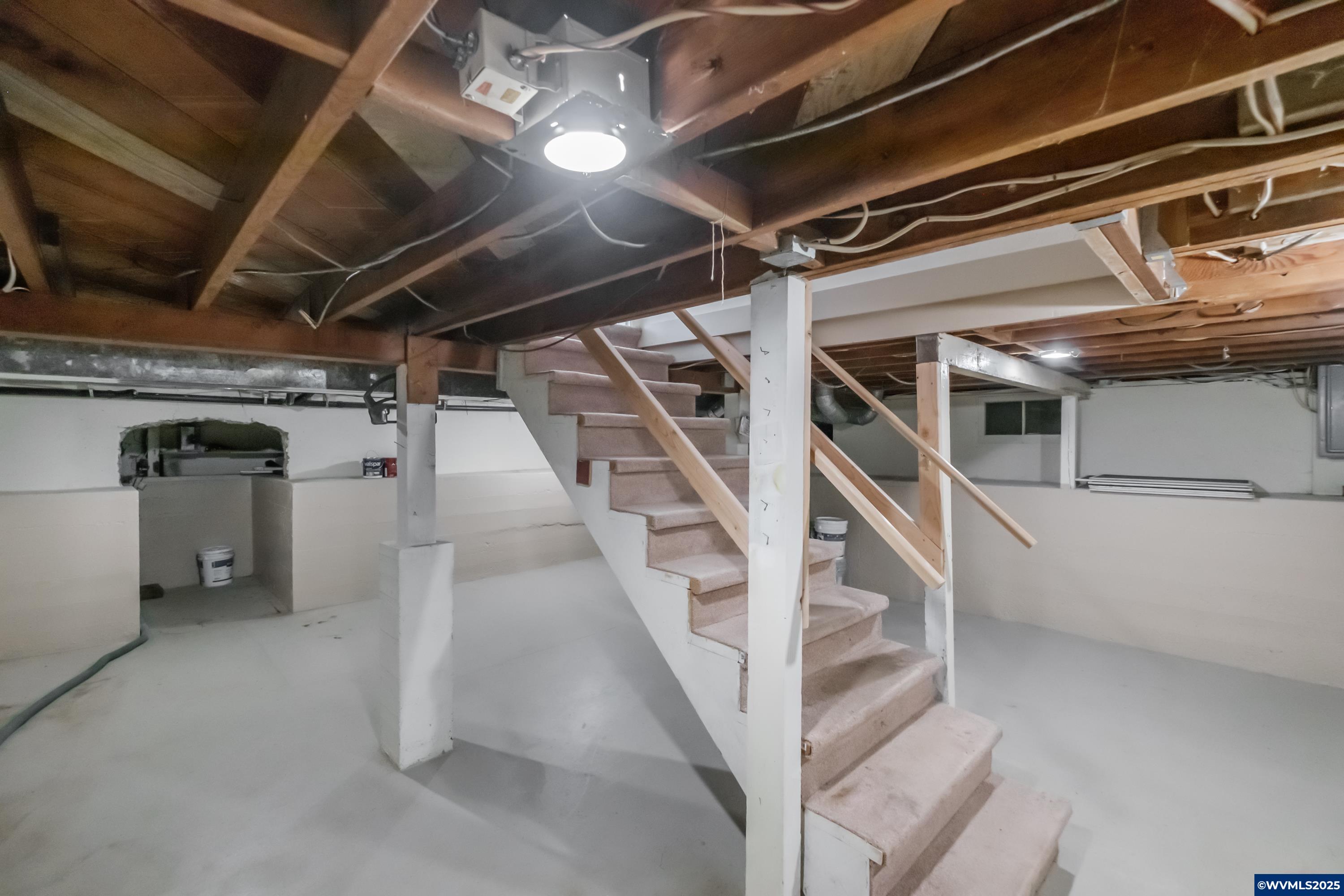 Salem, Oregon 97301, United States, 4 Bedrooms Bedrooms, ,3 BathroomsBathrooms,Residential,Pending,110597