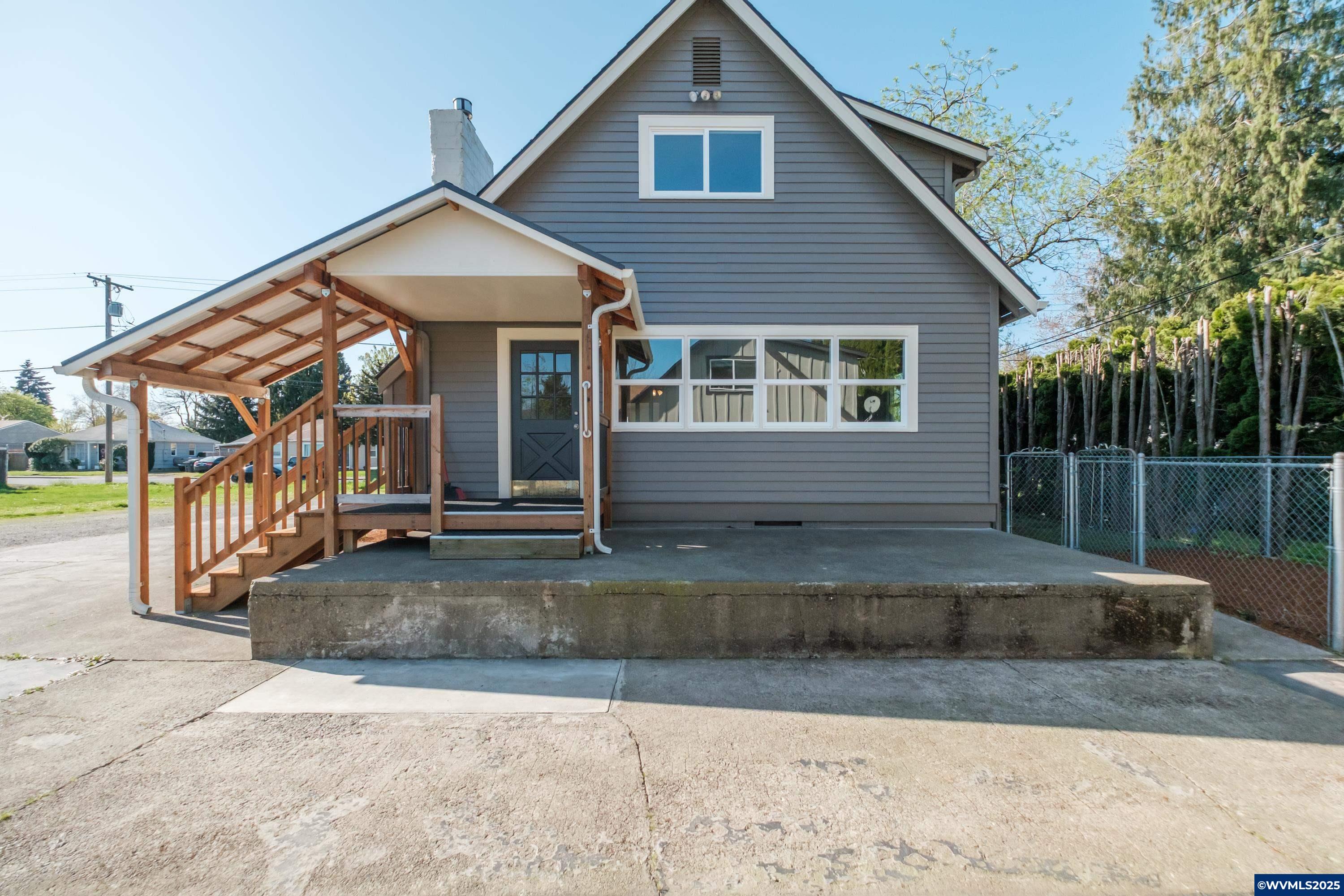 Salem, Oregon 97301, United States, 4 Bedrooms Bedrooms, ,3 BathroomsBathrooms,Residential,Pending,110597