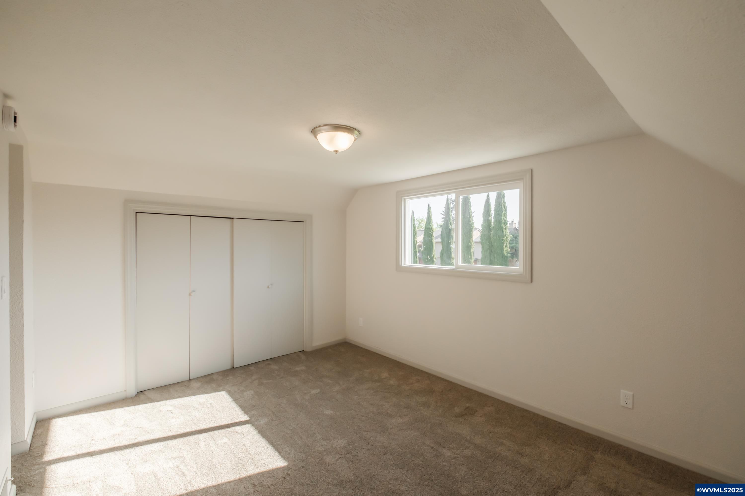 Salem, Oregon 97301, United States, 4 Bedrooms Bedrooms, ,3 BathroomsBathrooms,Residential,Pending,110597