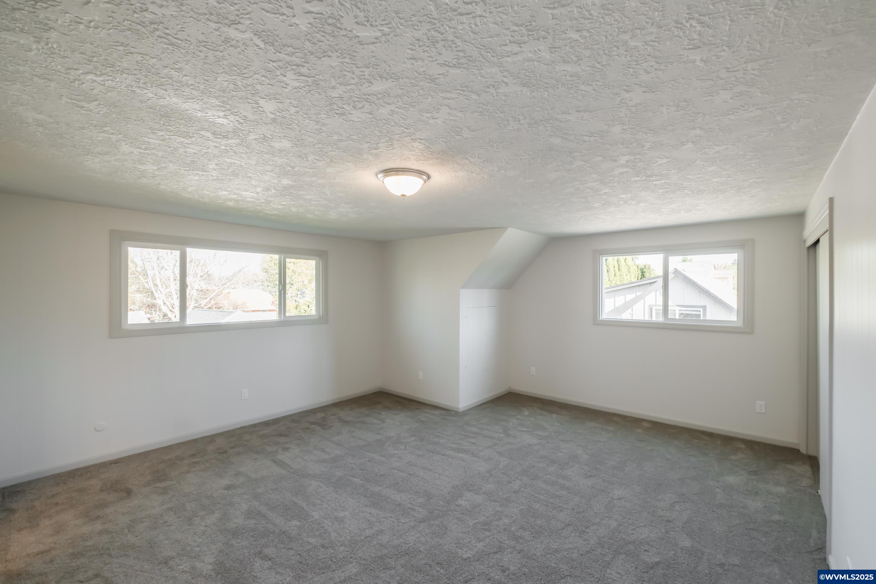 Salem, Oregon 97301, United States, 4 Bedrooms Bedrooms, ,3 BathroomsBathrooms,Residential,Pending,110597