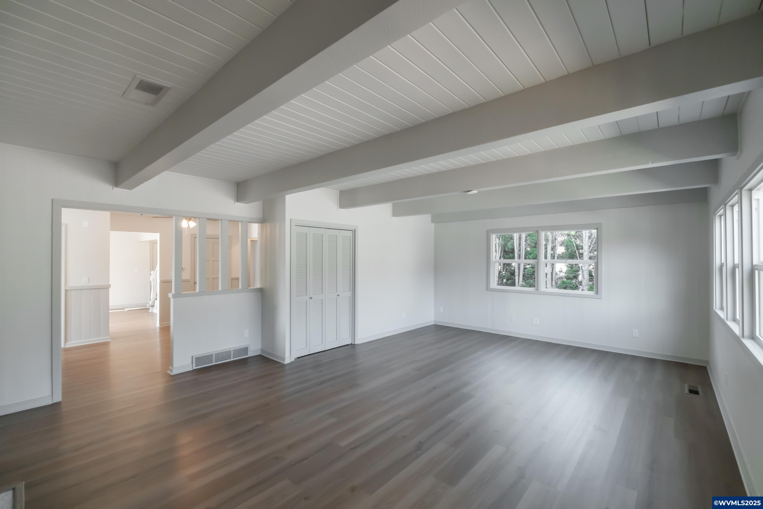 Salem, Oregon 97301, United States, 4 Bedrooms Bedrooms, ,3 BathroomsBathrooms,Residential,Pending,110597