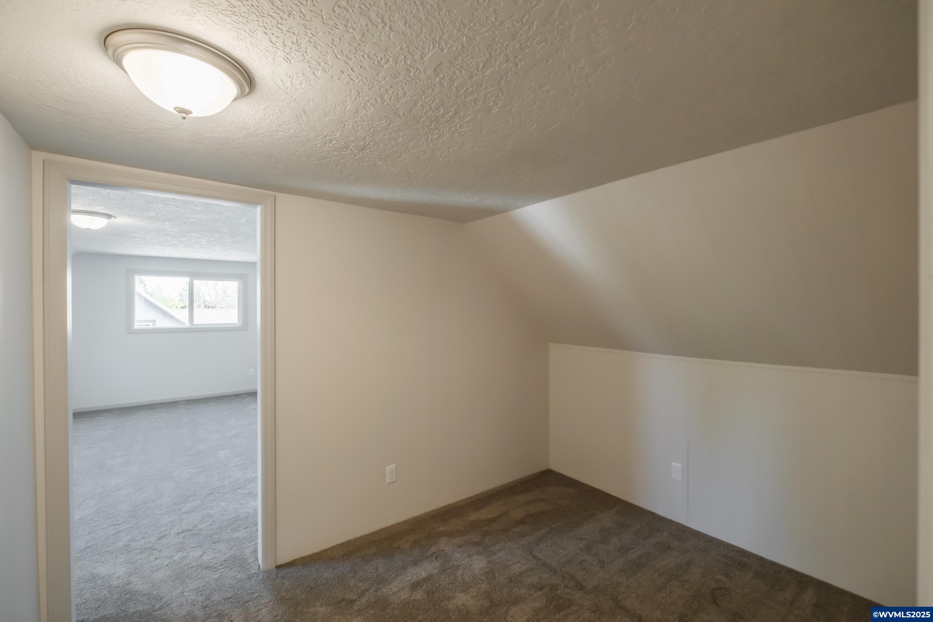 Salem, Oregon 97301, United States, 4 Bedrooms Bedrooms, ,3 BathroomsBathrooms,Residential,Pending,110597