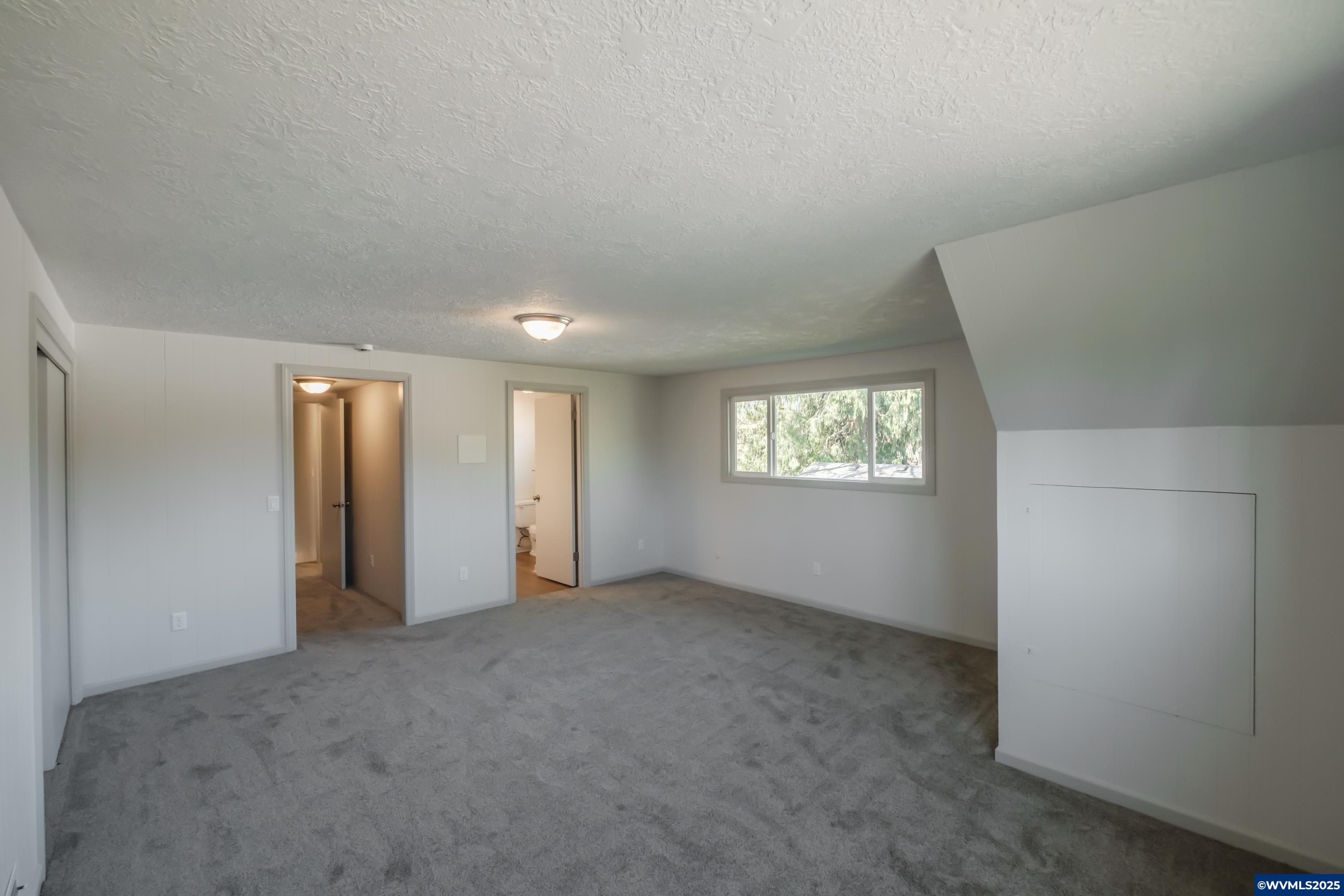 Salem, Oregon 97301, United States, 4 Bedrooms Bedrooms, ,3 BathroomsBathrooms,Residential,Pending,110597