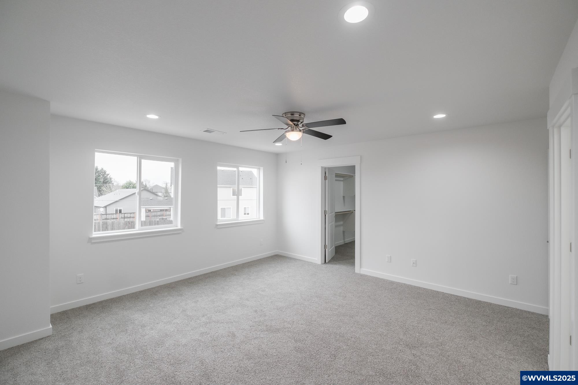 Lebanon, Oregon 97355, United States, 6 Bedrooms Bedrooms, ,6 BathroomsBathrooms,Residential,Active,193038